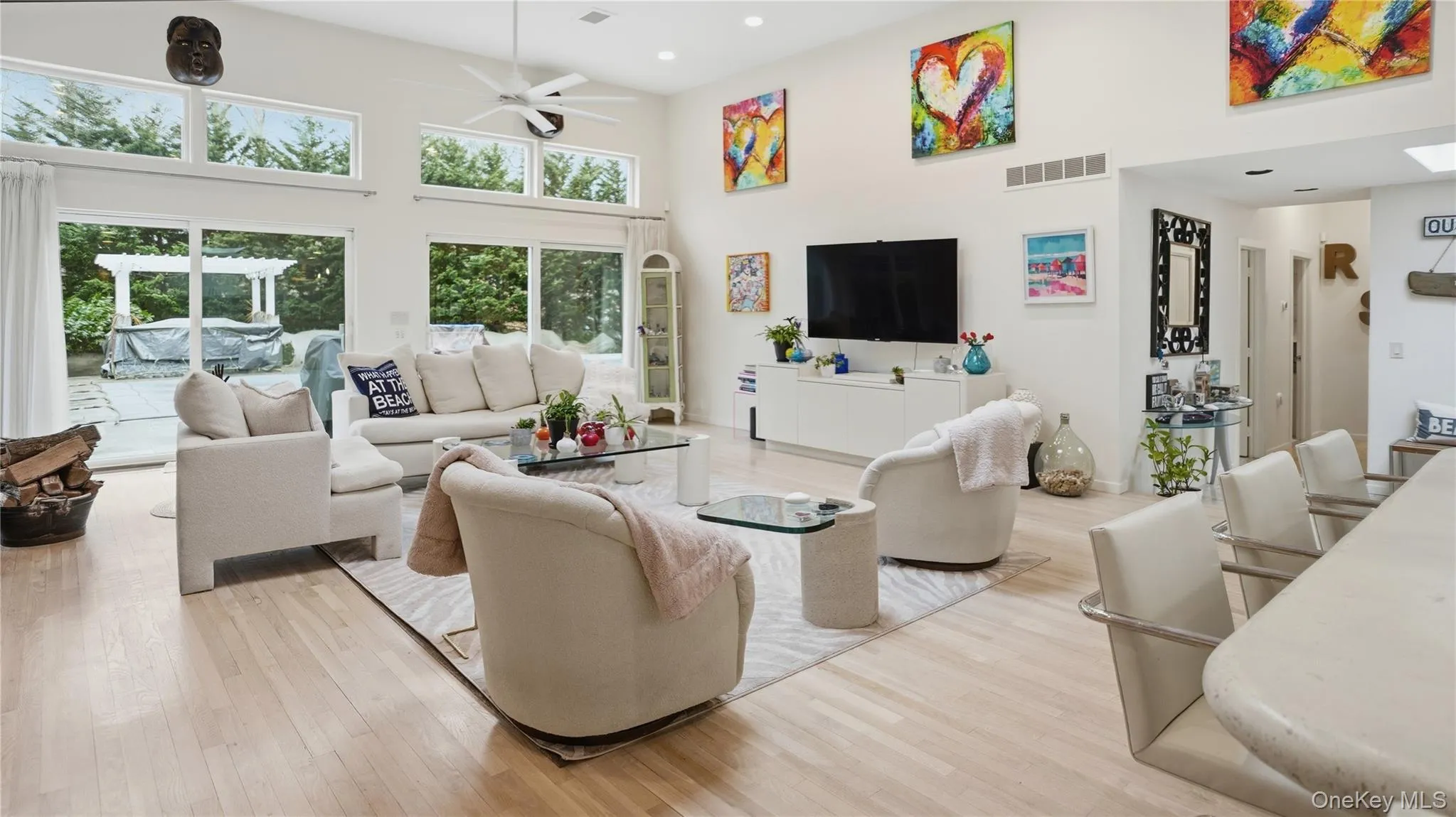 15 Blueberry Lane, Southampton, NY, 4 Bedrooms Bedrooms, 8 Rooms Rooms,3 BathroomsBathrooms,Residential Lease,For Rent,Blueberry,0,971046 15 Blueberry Lane, Southampton, NY, 4 Bedrooms Bedrooms, 8 Rooms Rooms,3 BathroomsBathrooms,Residential Lease,For Rent,Blueberry,0,971046