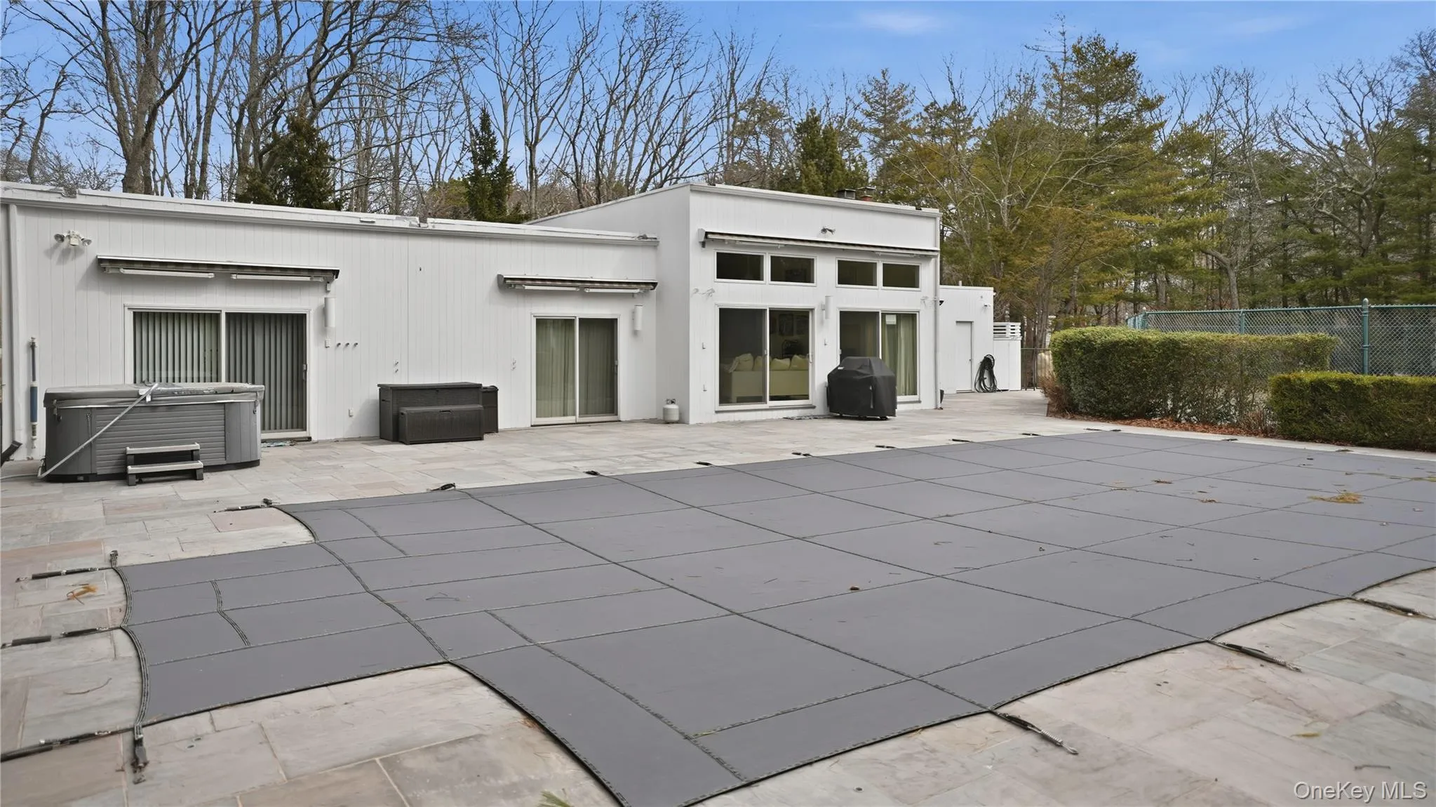 15 Blueberry Lane, Southampton, NY, 4 Bedrooms Bedrooms, 8 Rooms Rooms,3 BathroomsBathrooms,Residential Lease,For Rent,Blueberry,0,971046 15 Blueberry Lane, Southampton, NY, 4 Bedrooms Bedrooms, 8 Rooms Rooms,3 BathroomsBathrooms,Residential Lease,For Rent,Blueberry,0,971046