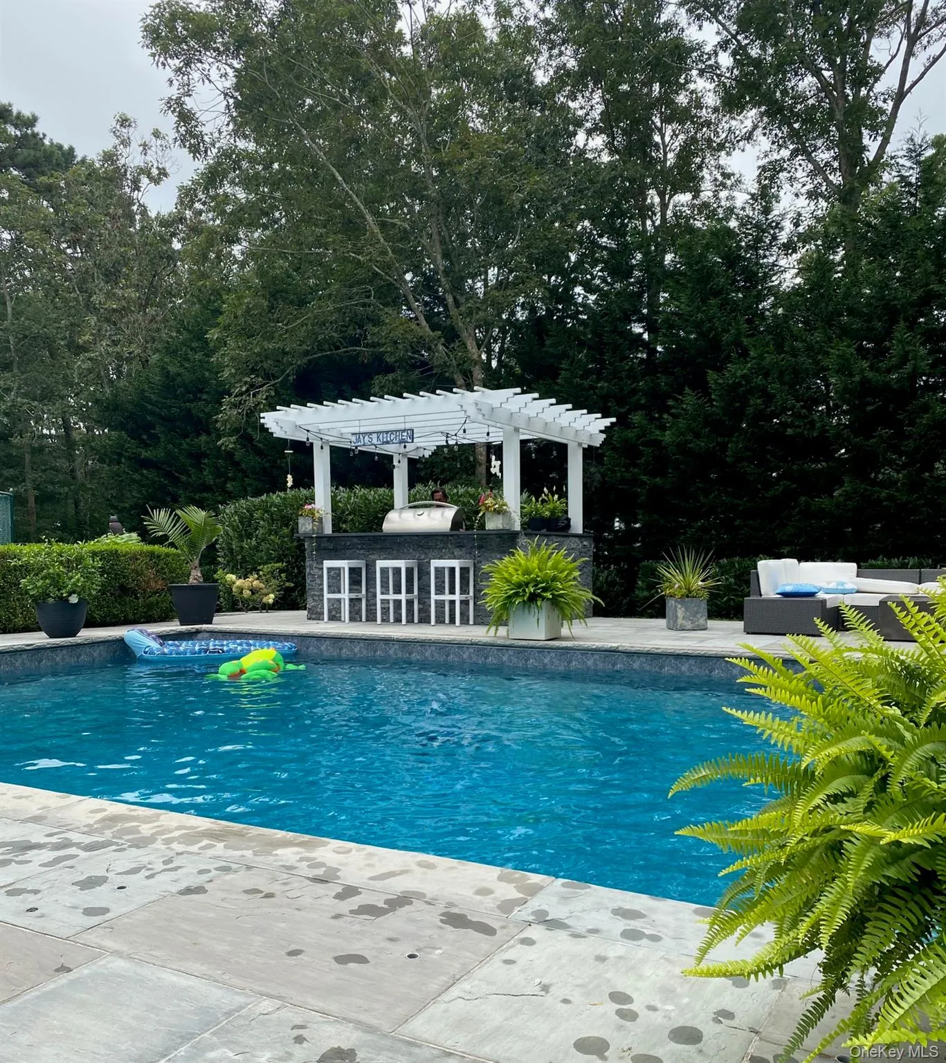 15 Blueberry Lane, Southampton, NY, 4 Bedrooms Bedrooms, 8 Rooms Rooms,3 BathroomsBathrooms,Residential Lease,For Rent,Blueberry,0,971046 15 Blueberry Lane, Southampton, NY, 4 Bedrooms Bedrooms, 8 Rooms Rooms,3 BathroomsBathrooms,Residential Lease,For Rent,Blueberry,0,971046