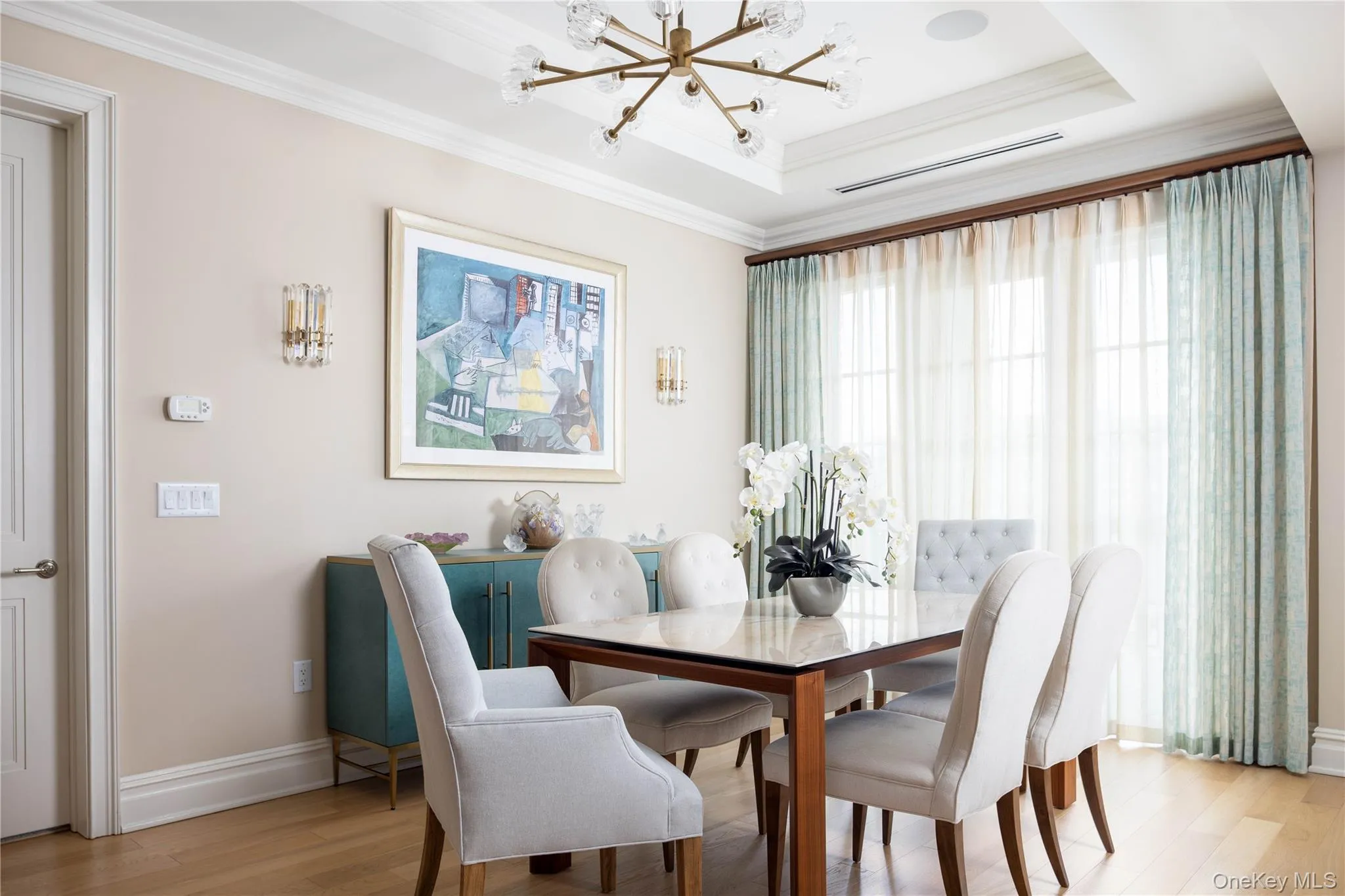 2000 Royal Court, North Hempstead, NY, 2 Bedrooms Bedrooms, 6 Rooms Rooms,2 BathroomsBathrooms,Residential,For Rent,Royal,0,971049 2000 Royal Court, North Hempstead, NY, 2 Bedrooms Bedrooms, 6 Rooms Rooms,2 BathroomsBathrooms,Residential,For Rent,Royal,0,971049