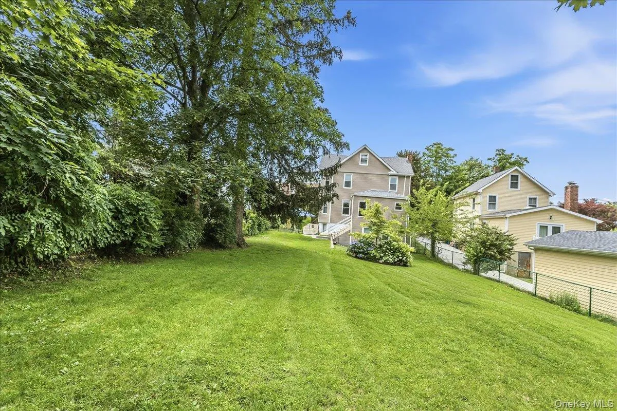 75 Anstice Street, Oyster Bay, NY, 2 Bedrooms Bedrooms, 4 Rooms Rooms,1 BathroomBathrooms,Residential Lease,For Rent,Anstice,0,971064 75 Anstice Street, Oyster Bay, NY, 2 Bedrooms Bedrooms, 4 Rooms Rooms,1 BathroomBathrooms,Residential Lease,For Rent,Anstice,0,971064