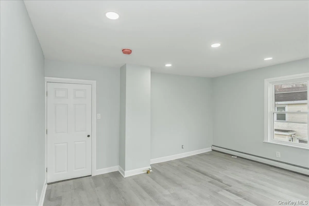 75 Anstice Street, Oyster Bay, NY, 2 Bedrooms Bedrooms, 4 Rooms Rooms,1 BathroomBathrooms,Residential Lease,For Rent,Anstice,0,971064 75 Anstice Street, Oyster Bay, NY, 2 Bedrooms Bedrooms, 4 Rooms Rooms,1 BathroomBathrooms,Residential Lease,For Rent,Anstice,0,971064