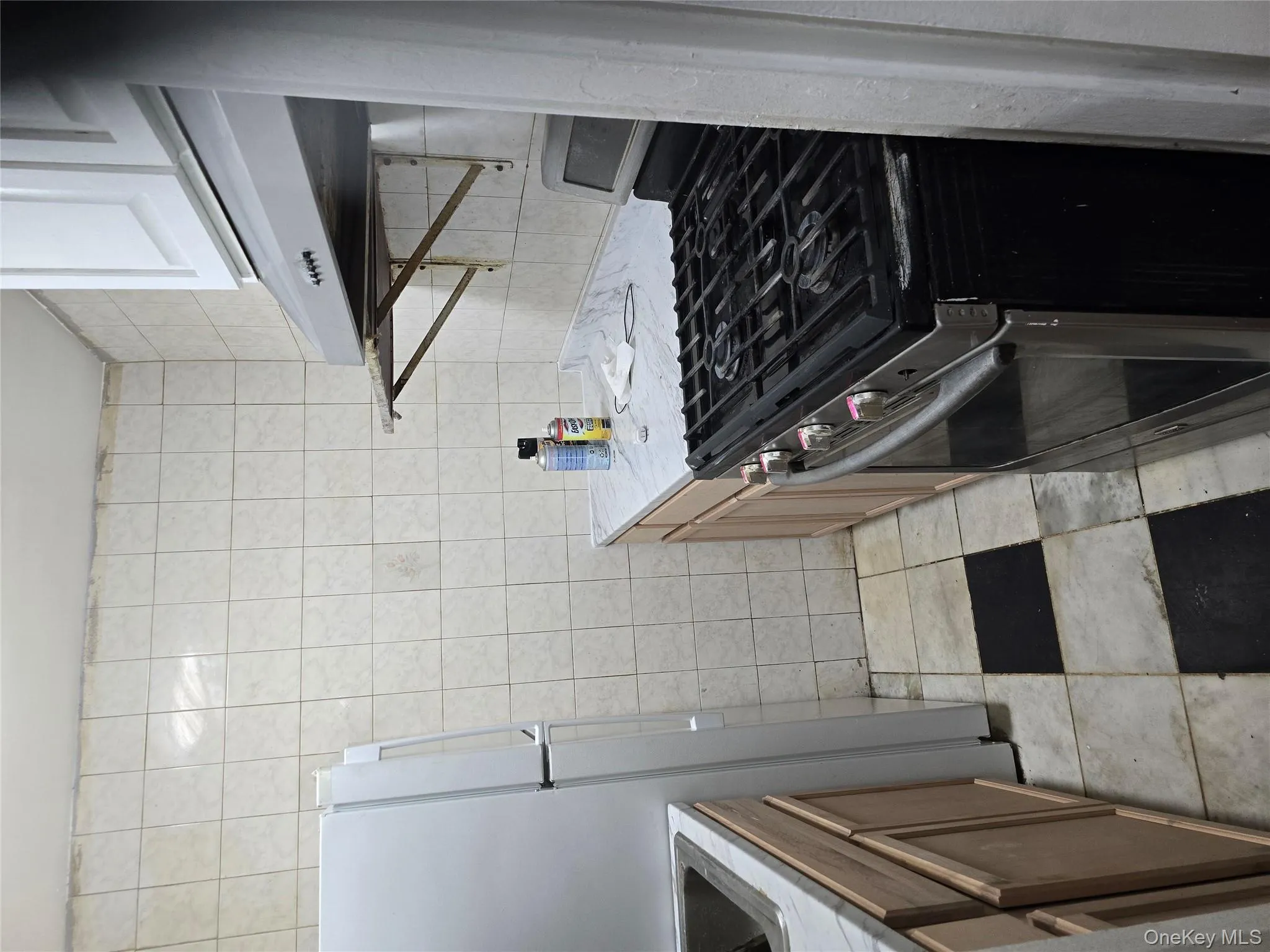 92-29 Lemont Ave, New York, NY, 2 Bedrooms Bedrooms, 3 Rooms Rooms,1 BathroomBathrooms,Residential Sale,For Rent,Lemont Ave,0,971085 92-29 Lemont Ave, New York, NY, 2 Bedrooms Bedrooms, 3 Rooms Rooms,1 BathroomBathrooms,Residential Sale,For Rent,Lemont Ave,0,971085