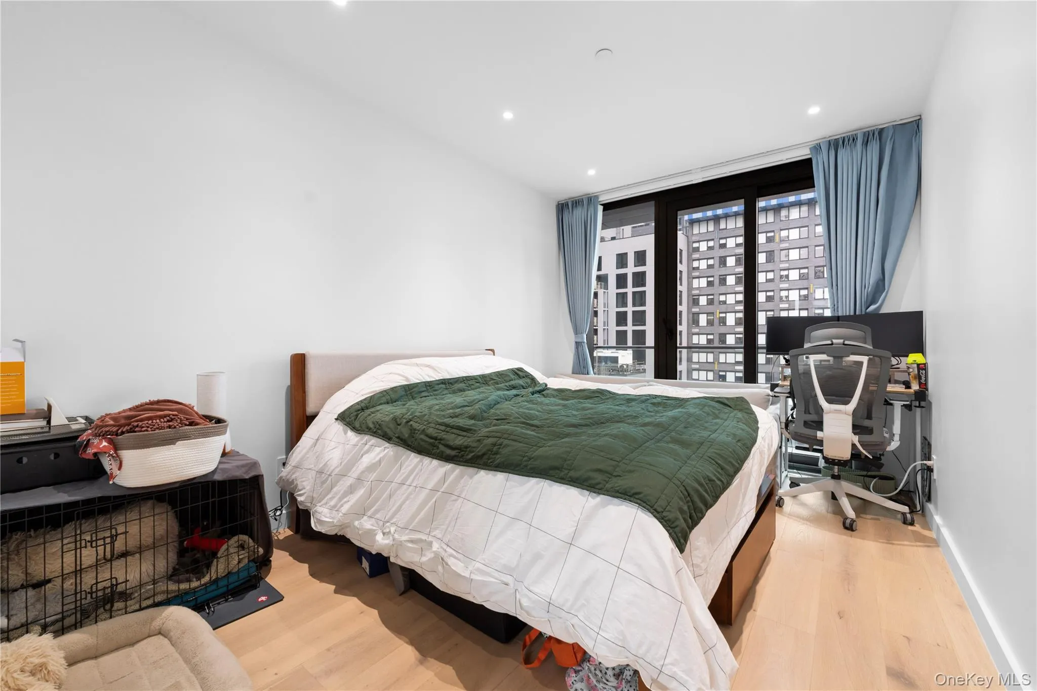 4262 Hunter Street, New York, NY, 2 Bedrooms Bedrooms, 4 Rooms Rooms,2 BathroomsBathrooms,Residential Sale,For Rent,Hunter,0,971100 4262 Hunter Street, New York, NY, 2 Bedrooms Bedrooms, 4 Rooms Rooms,2 BathroomsBathrooms,Residential Sale,For Rent,Hunter,0,971100