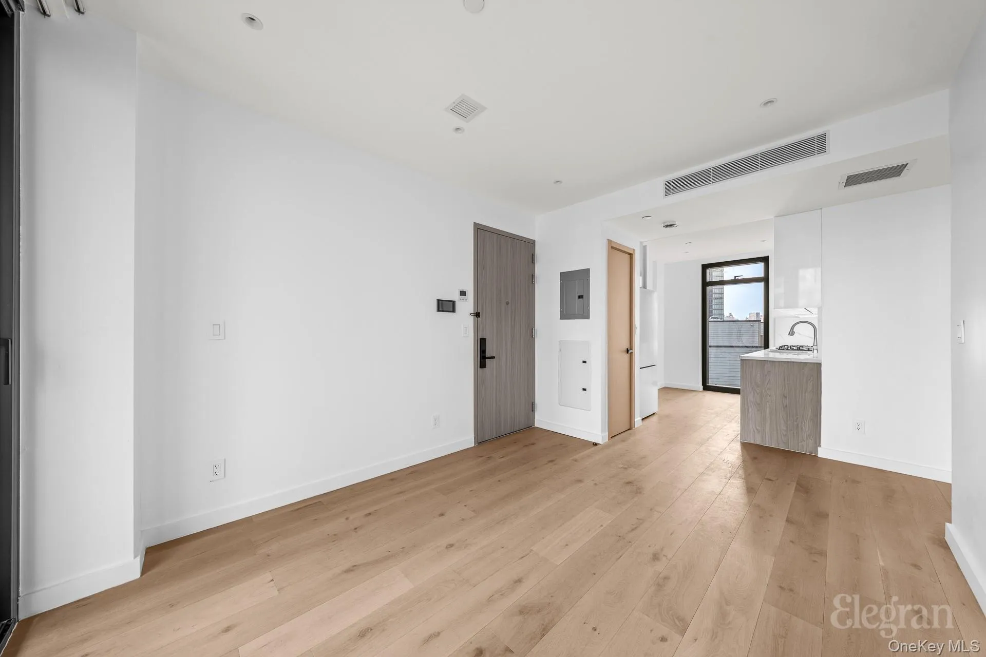 4262 Hunter Street, New York, NY, 2 Bedrooms Bedrooms, 4 Rooms Rooms,2 BathroomsBathrooms,Residential Sale,For Rent,Hunter,0,971100 4262 Hunter Street, New York, NY, 2 Bedrooms Bedrooms, 4 Rooms Rooms,2 BathroomsBathrooms,Residential Sale,For Rent,Hunter,0,971100