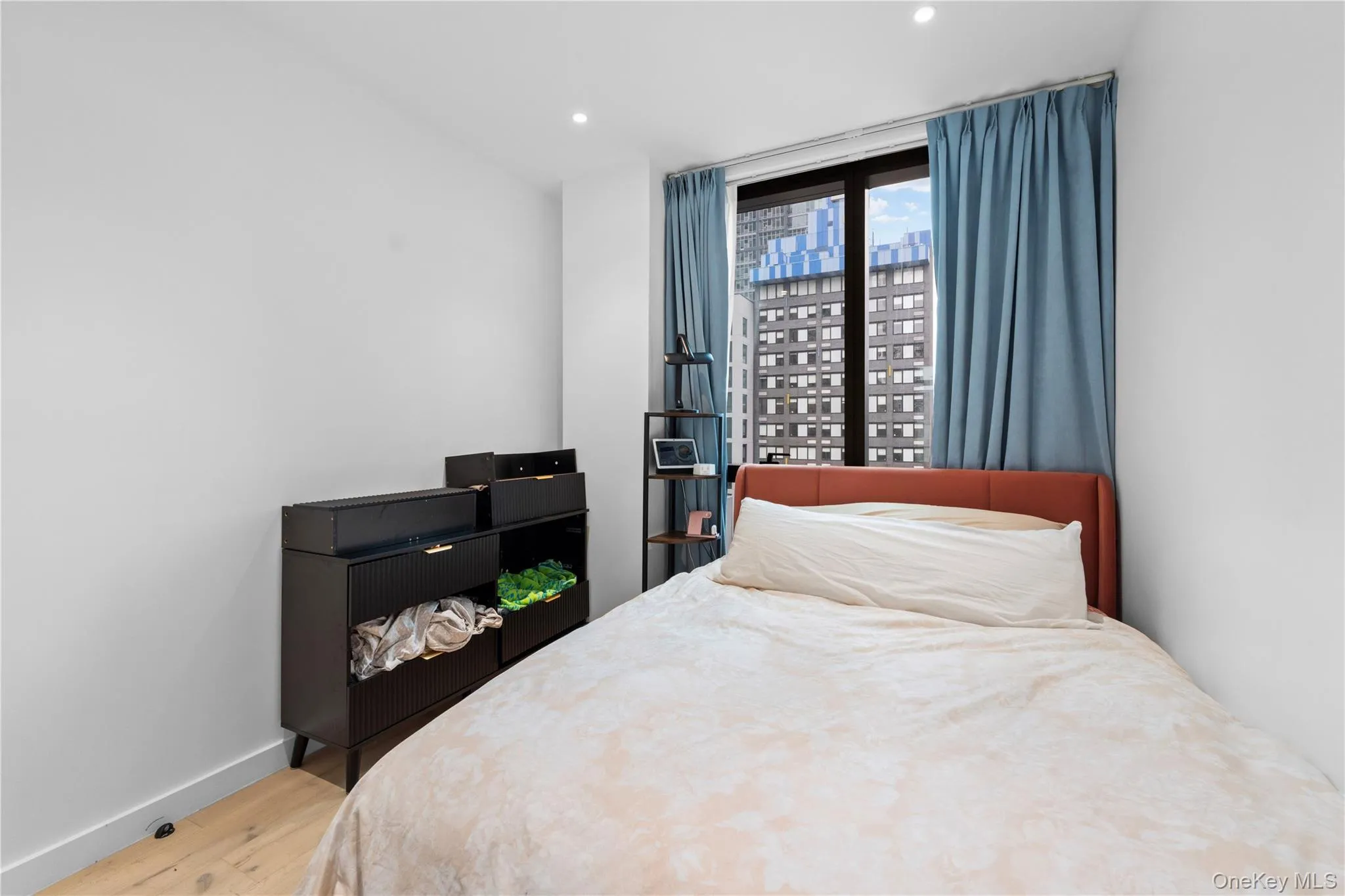4262 Hunter Street, New York, NY, 2 Bedrooms Bedrooms, 4 Rooms Rooms,2 BathroomsBathrooms,Residential Sale,For Rent,Hunter,0,971100 4262 Hunter Street, New York, NY, 2 Bedrooms Bedrooms, 4 Rooms Rooms,2 BathroomsBathrooms,Residential Sale,For Rent,Hunter,0,971100
