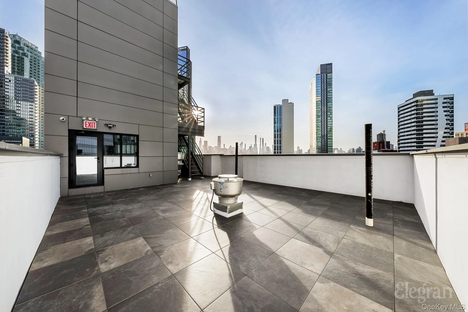 4262 Hunter Street, New York, NY, 2 Bedrooms Bedrooms, 4 Rooms Rooms,2 BathroomsBathrooms,Residential Sale,For Rent,Hunter,0,971100 4262 Hunter Street, New York, NY, 2 Bedrooms Bedrooms, 4 Rooms Rooms,2 BathroomsBathrooms,Residential Sale,For Rent,Hunter,0,971100
