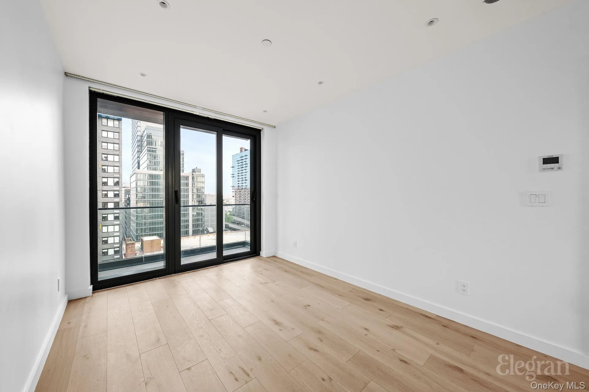 4262 Hunter Street, New York, NY, 2 Bedrooms Bedrooms, 4 Rooms Rooms,2 BathroomsBathrooms,Residential Sale,For Rent,Hunter,0,971100 4262 Hunter Street, New York, NY, 2 Bedrooms Bedrooms, 4 Rooms Rooms,2 BathroomsBathrooms,Residential Sale,For Rent,Hunter,0,971100
