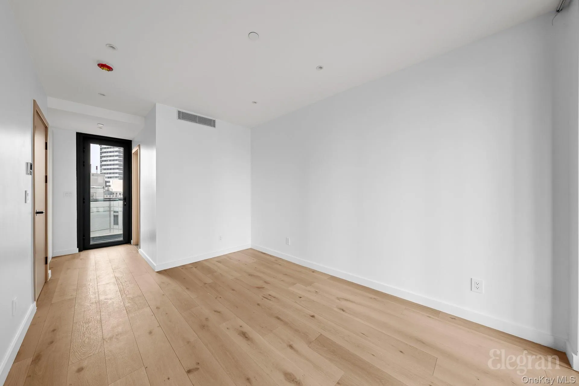 4262 Hunter Street, New York, NY, 2 Bedrooms Bedrooms, 4 Rooms Rooms,2 BathroomsBathrooms,Residential Sale,For Rent,Hunter,0,971100 4262 Hunter Street, New York, NY, 2 Bedrooms Bedrooms, 4 Rooms Rooms,2 BathroomsBathrooms,Residential Sale,For Rent,Hunter,0,971100