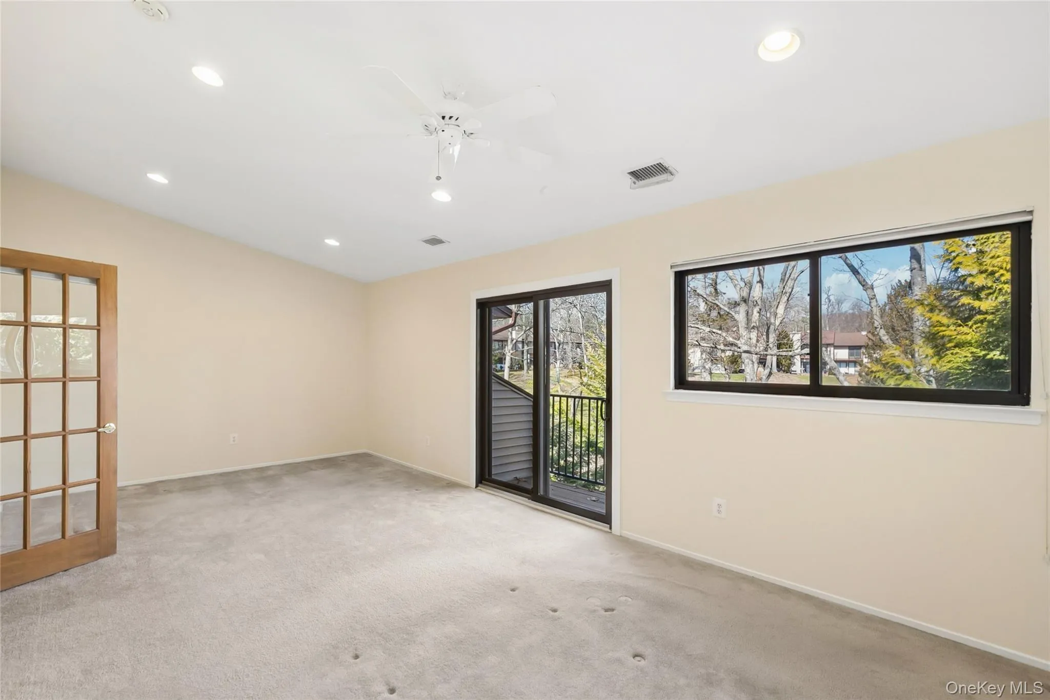 87 Northgate Circle, Huntington, NY, 3 Bedrooms Bedrooms, 6 Rooms Rooms,2 BathroomsBathrooms,Residential,For Rent,Northgate,0,KEY971136 87 Northgate Circle, Huntington, NY, 3 Bedrooms Bedrooms, 6 Rooms Rooms,2 BathroomsBathrooms,Residential,For Rent,Northgate,0,KEY971136