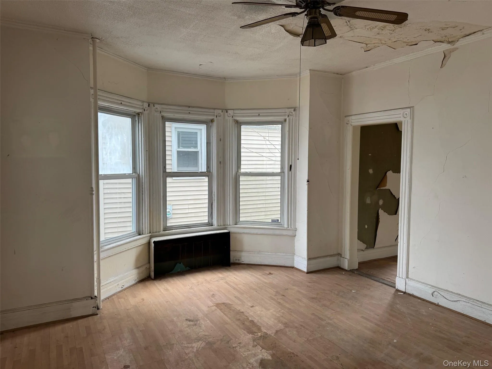 42 Union Avenue, Mount Vernon, NY, 3 Bedrooms Bedrooms, 6 Rooms Rooms,1 BathroomBathrooms,Residential Sale,For Rent,Union,0,971139 42 Union Avenue, Mount Vernon, NY, 3 Bedrooms Bedrooms, 6 Rooms Rooms,1 BathroomBathrooms,Residential Sale,For Rent,Union,0,971139