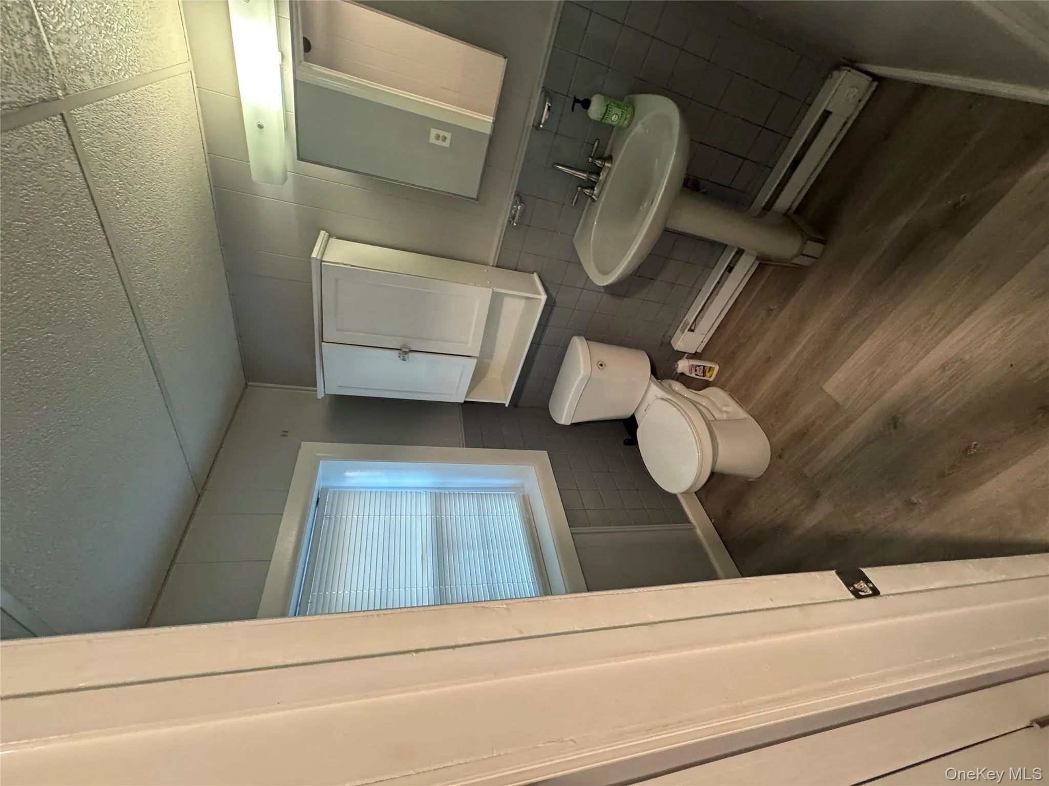 119 Sequoia Drive, Brookhaven, NY, 1 Bedroom Bedrooms, 3 Rooms Rooms,1 BathroomBathrooms,Residential Lease,For Rent,Sequoia,0,971163 119 Sequoia Drive, Brookhaven, NY, 1 Bedroom Bedrooms, 3 Rooms Rooms,1 BathroomBathrooms,Residential Lease,For Rent,Sequoia,0,971163