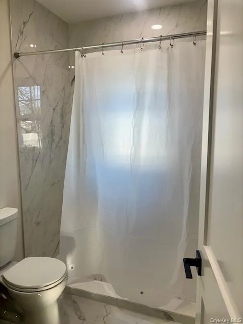 1026 Glen Cove Avenue, Oyster Bay, NY, 4 Bedrooms Bedrooms, 6 Rooms Rooms,1 BathroomBathrooms,Residential Lease,For Rent,Glen Cove,0,971164 1026 Glen Cove Avenue, Oyster Bay, NY, 4 Bedrooms Bedrooms, 6 Rooms Rooms,1 BathroomBathrooms,Residential Lease,For Rent,Glen Cove,0,971164