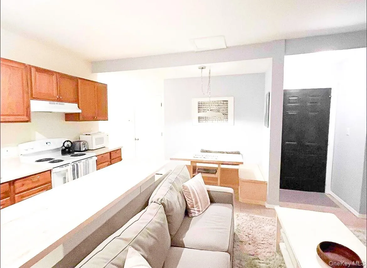 23 Pearl Street, Rockland, NY, 1 Bedroom Bedrooms, 4 Rooms Rooms,1 BathroomBathrooms,Residential Lease,For Rent,Pearl,0,971180 23 Pearl Street, Rockland, NY, 1 Bedroom Bedrooms, 4 Rooms Rooms,1 BathroomBathrooms,Residential Lease,For Rent,Pearl,0,971180