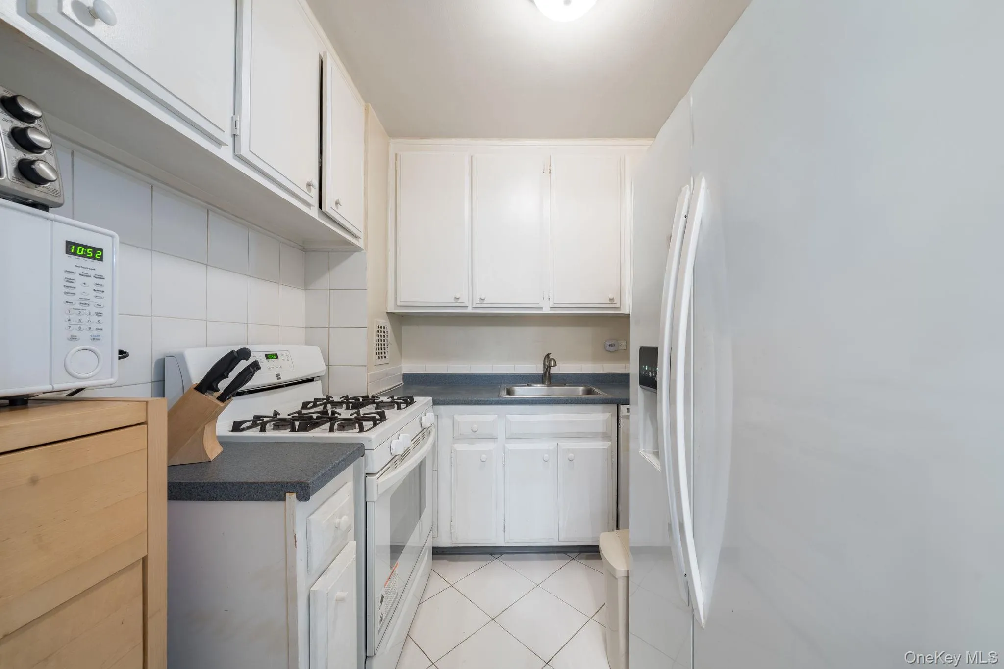 85-15 Main Street, New York, NY, 1 Bedroom Bedrooms, 2 Rooms Rooms,1 BathroomBathrooms,Residential,For Rent,Main,0,971187 85-15 Main Street, New York, NY, 1 Bedroom Bedrooms, 2 Rooms Rooms,1 BathroomBathrooms,Residential,For Rent,Main,0,971187