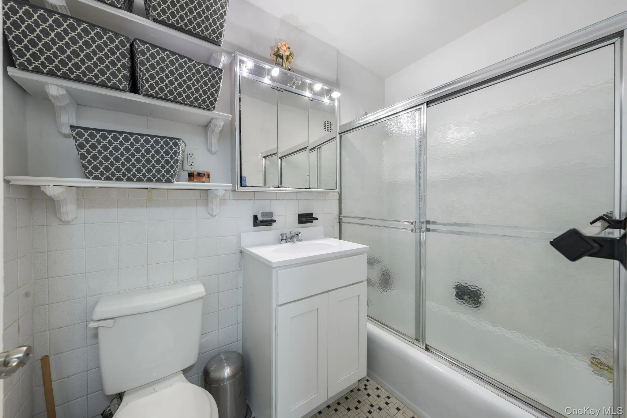 85-15 Main Street, New York, NY, 1 Bedroom Bedrooms, 2 Rooms Rooms,1 BathroomBathrooms,Residential,For Rent,Main,0,971187 85-15 Main Street, New York, NY, 1 Bedroom Bedrooms, 2 Rooms Rooms,1 BathroomBathrooms,Residential,For Rent,Main,0,971187