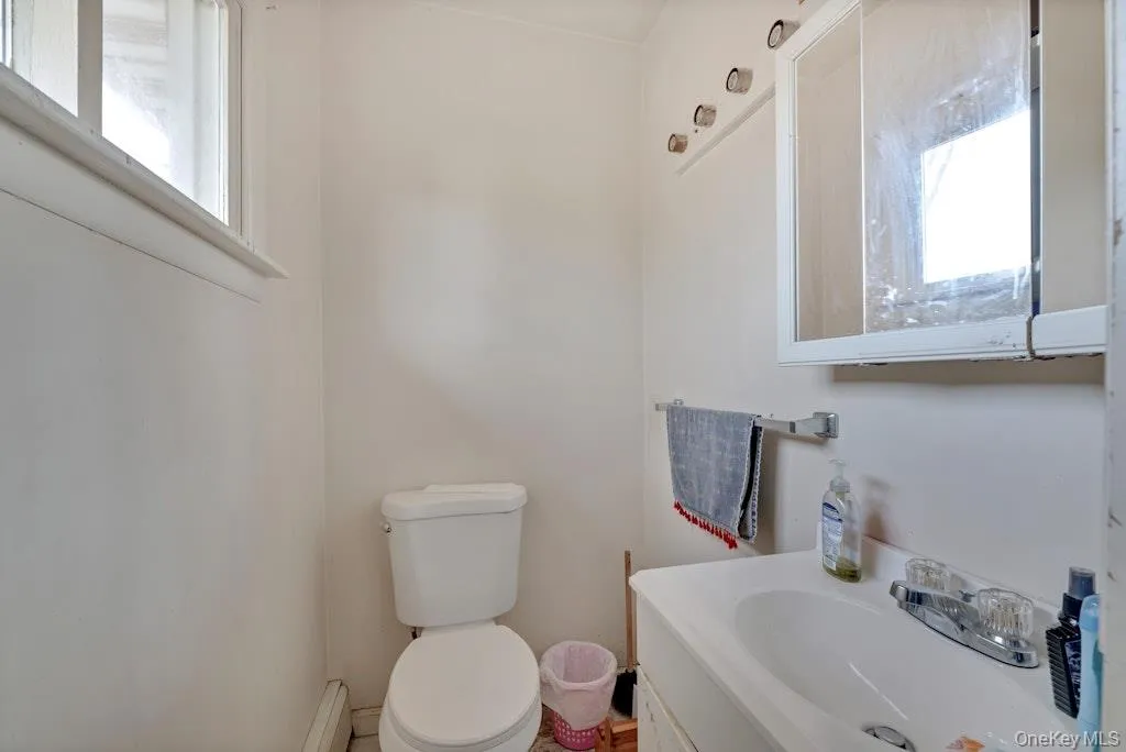 128 Magnolia Drive, Brookhaven, NY, 4 Bedrooms Bedrooms, 7 Rooms Rooms,2 BathroomsBathrooms,Residential Sale,For Rent,Magnolia,0,971208 128 Magnolia Drive, Brookhaven, NY, 4 Bedrooms Bedrooms, 7 Rooms Rooms,2 BathroomsBathrooms,Residential Sale,For Rent,Magnolia,0,971208