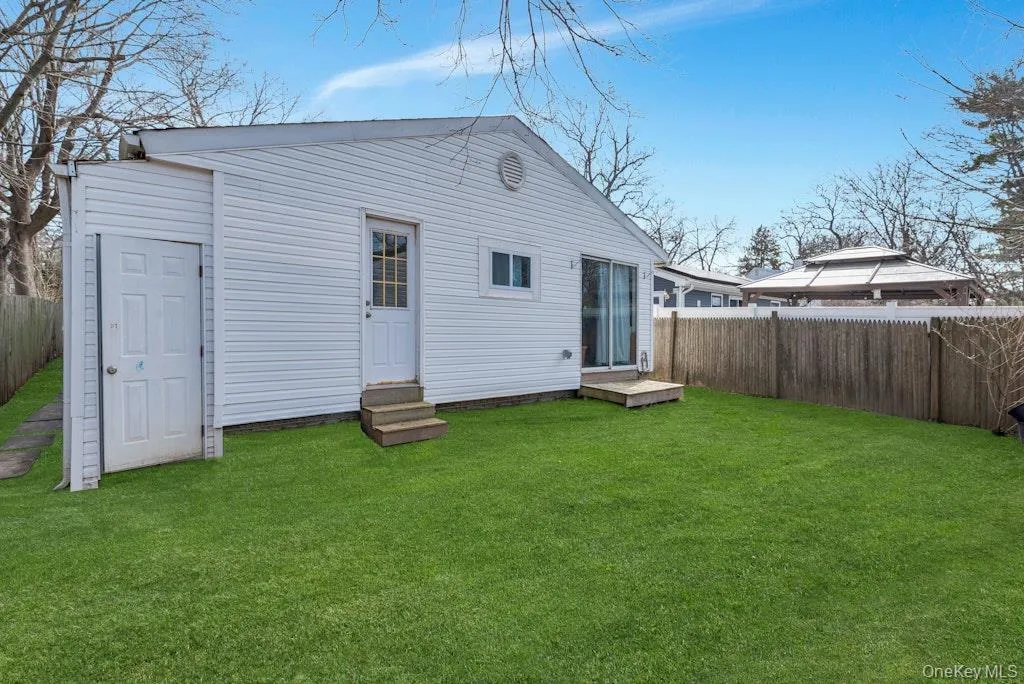 128 Magnolia Drive, Brookhaven, NY, 4 Bedrooms Bedrooms, 7 Rooms Rooms,2 BathroomsBathrooms,Residential Sale,For Rent,Magnolia,0,971208 128 Magnolia Drive, Brookhaven, NY, 4 Bedrooms Bedrooms, 7 Rooms Rooms,2 BathroomsBathrooms,Residential Sale,For Rent,Magnolia,0,971208