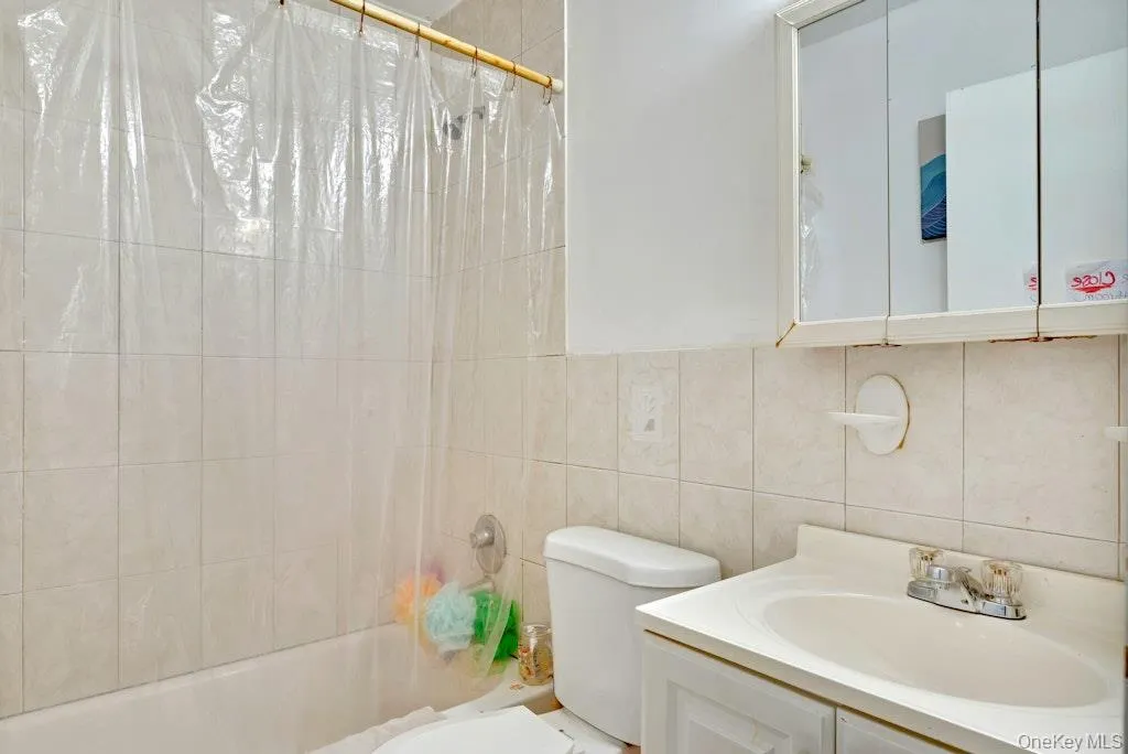 128 Magnolia Drive, Brookhaven, NY, 4 Bedrooms Bedrooms, 7 Rooms Rooms,2 BathroomsBathrooms,Residential Sale,For Rent,Magnolia,0,971208 128 Magnolia Drive, Brookhaven, NY, 4 Bedrooms Bedrooms, 7 Rooms Rooms,2 BathroomsBathrooms,Residential Sale,For Rent,Magnolia,0,971208