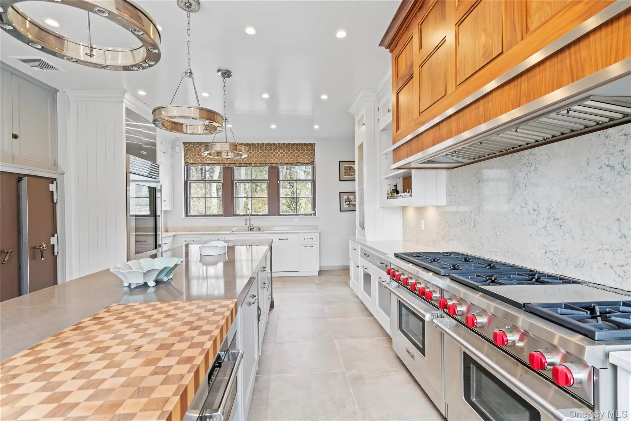 393 Oyster Bay Road, Oyster Bay, NY, 8 Bedrooms Bedrooms, 22 Rooms Rooms,10 BathroomsBathrooms,Residential Lease,For Rent,Oyster Bay,0,971240 393 Oyster Bay Road, Oyster Bay, NY, 8 Bedrooms Bedrooms, 22 Rooms Rooms,10 BathroomsBathrooms,Residential Lease,For Rent,Oyster Bay,0,971240