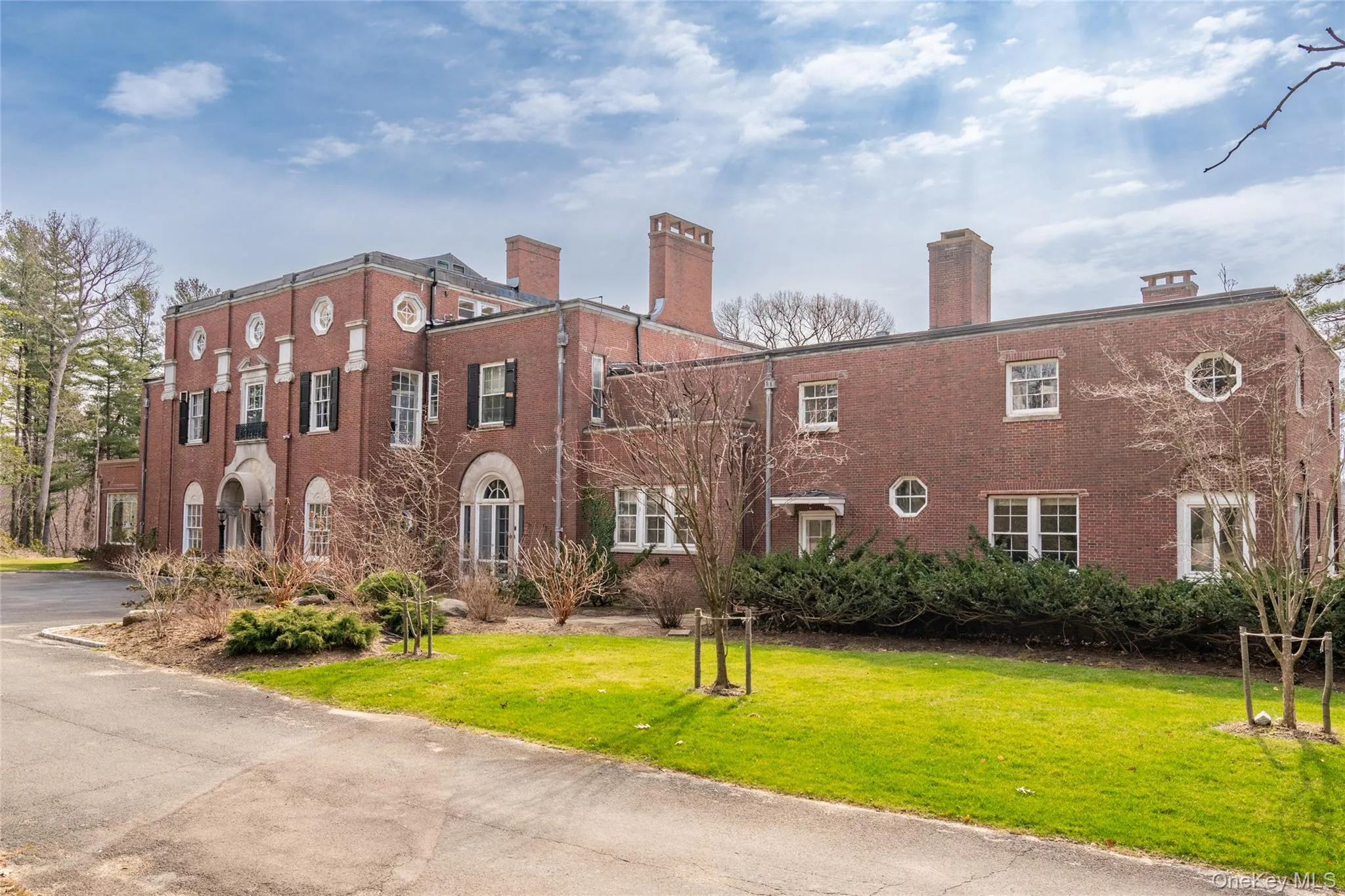 393 Oyster Bay Road, Oyster Bay, NY, 8 Bedrooms Bedrooms, 22 Rooms Rooms,10 BathroomsBathrooms,Residential Lease,For Rent,Oyster Bay,0,971240 393 Oyster Bay Road, Oyster Bay, NY, 8 Bedrooms Bedrooms, 22 Rooms Rooms,10 BathroomsBathrooms,Residential Lease,For Rent,Oyster Bay,0,971240