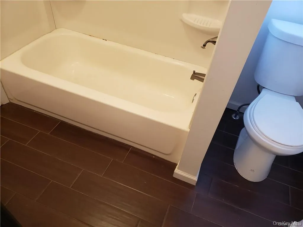 18 Reservoir Road, Lloyd, NY, 1 Bedroom Bedrooms, 3 Rooms Rooms,1 BathroomBathrooms,Residential Lease,For Rent,Reservoir,0,971248 18 Reservoir Road, Lloyd, NY, 1 Bedroom Bedrooms, 3 Rooms Rooms,1 BathroomBathrooms,Residential Lease,For Rent,Reservoir,0,971248