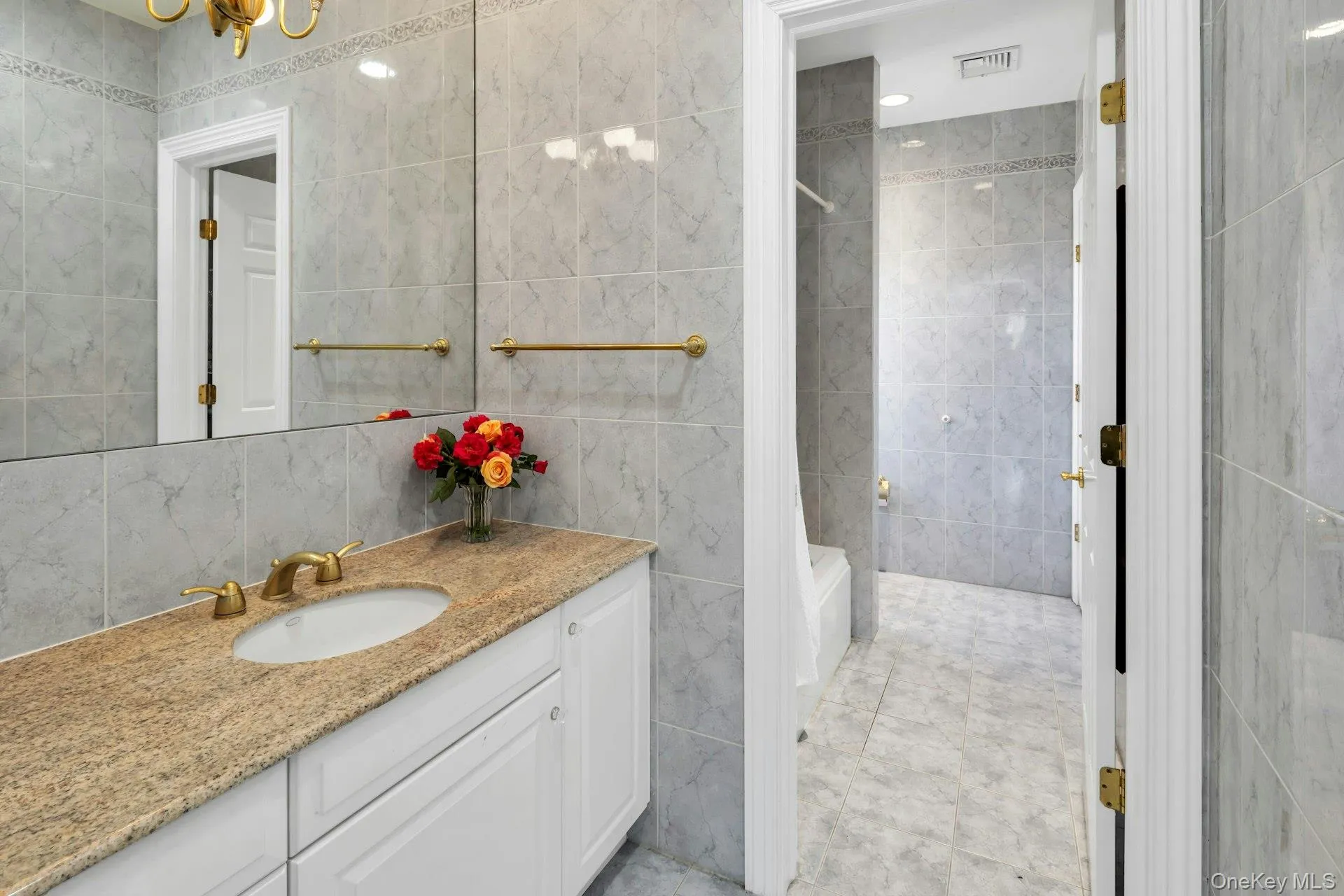 58 Stone Hill Drive, North Hempstead, NY, 5 Bedrooms Bedrooms, 10 Rooms Rooms,4 BathroomsBathrooms,Residential,For Rent,Stone Hill,0,971255 58 Stone Hill Drive, North Hempstead, NY, 5 Bedrooms Bedrooms, 10 Rooms Rooms,4 BathroomsBathrooms,Residential,For Rent,Stone Hill,0,971255