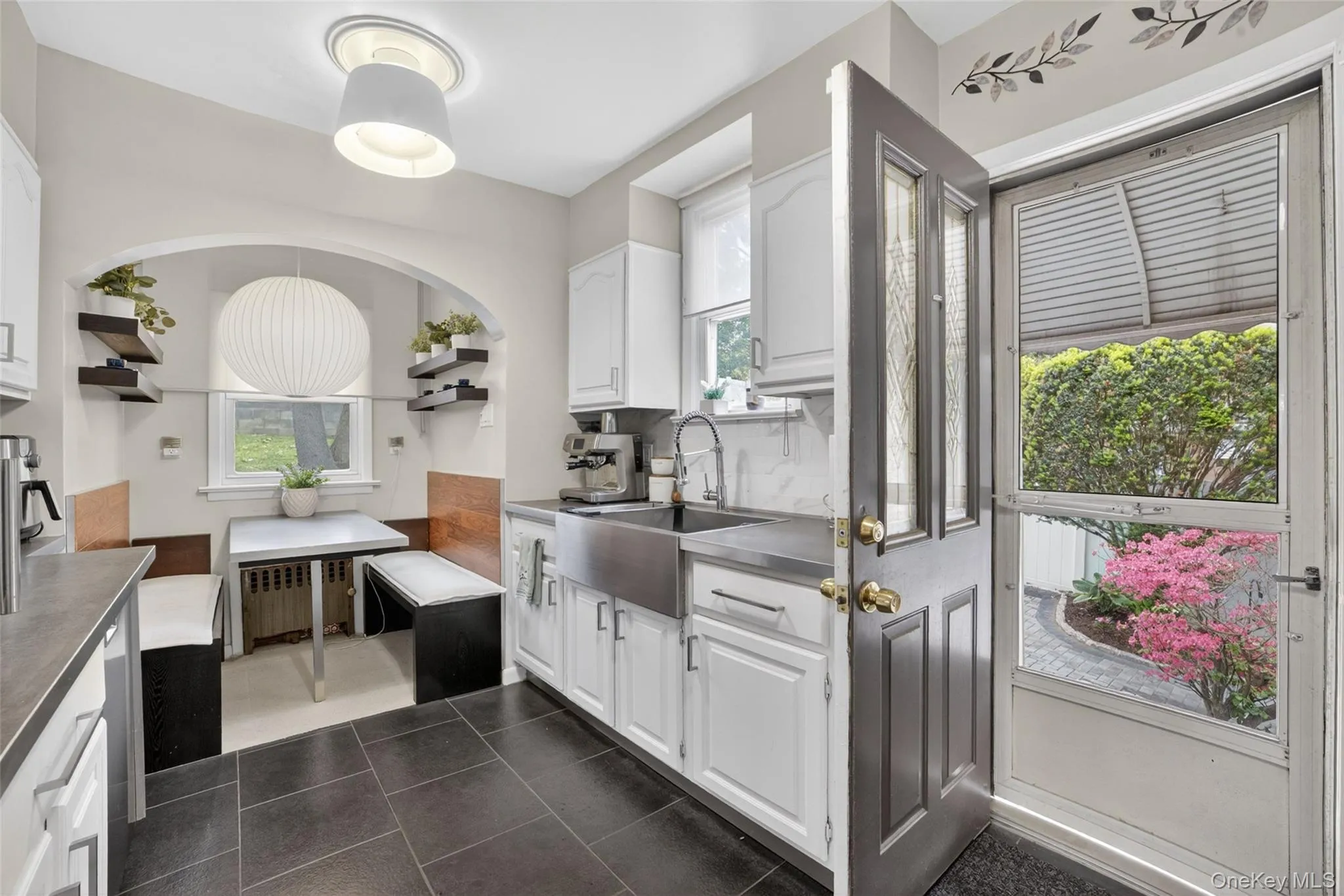 54 Midland Avenue, Yonkers, NY, 3 Bedrooms Bedrooms, 7 Rooms Rooms,1 BathroomBathrooms,Residential,For Rent,Midland,0,971259 54 Midland Avenue, Yonkers, NY, 3 Bedrooms Bedrooms, 7 Rooms Rooms,1 BathroomBathrooms,Residential,For Rent,Midland,0,971259