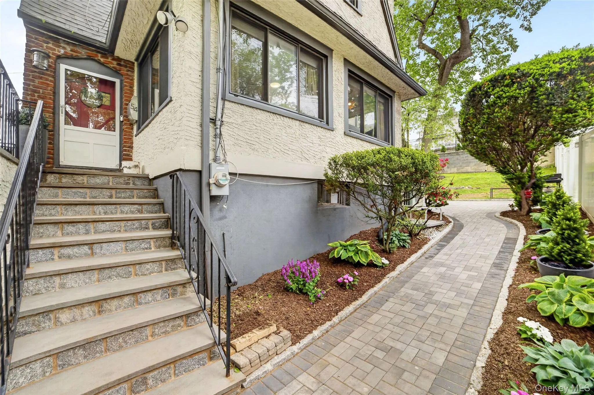 54 Midland Avenue, Yonkers, NY, 3 Bedrooms Bedrooms, 7 Rooms Rooms,1 BathroomBathrooms,Residential,For Rent,Midland,0,971259 54 Midland Avenue, Yonkers, NY, 3 Bedrooms Bedrooms, 7 Rooms Rooms,1 BathroomBathrooms,Residential,For Rent,Midland,0,971259
