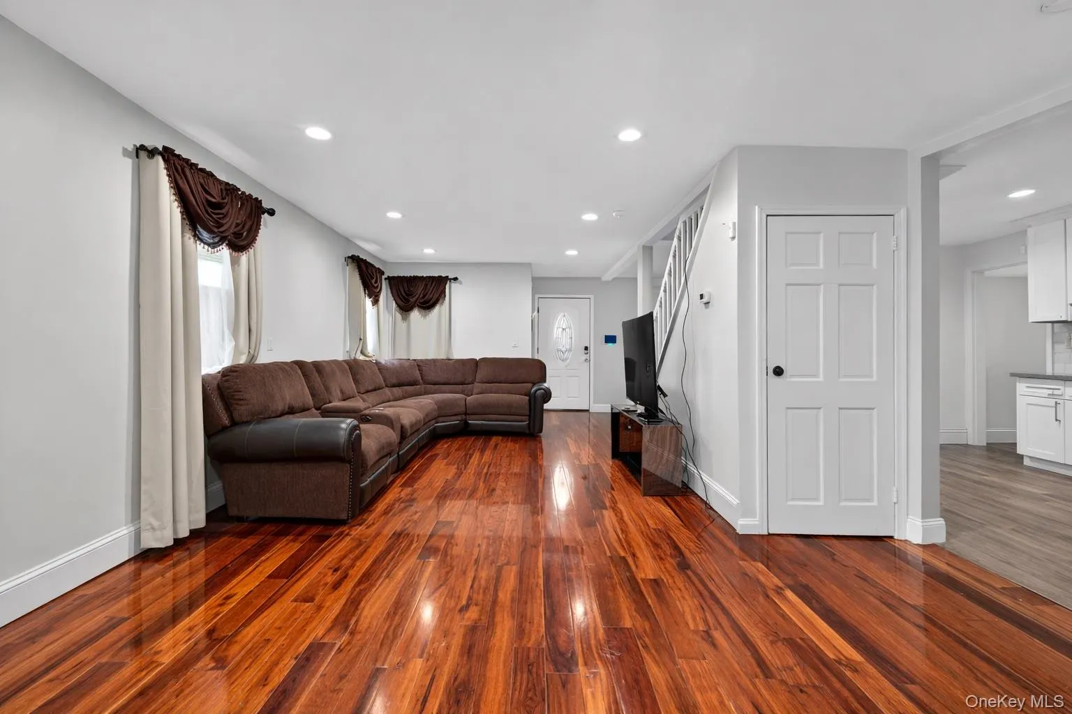 120-30 226th Street, New York, NY, 7 Bedrooms Bedrooms, 20 Rooms Rooms,4 BathroomsBathrooms,Residential,For Rent,226th,0,971275 120-30 226th Street, New York, NY, 7 Bedrooms Bedrooms, 20 Rooms Rooms,4 BathroomsBathrooms,Residential,For Rent,226th,0,971275