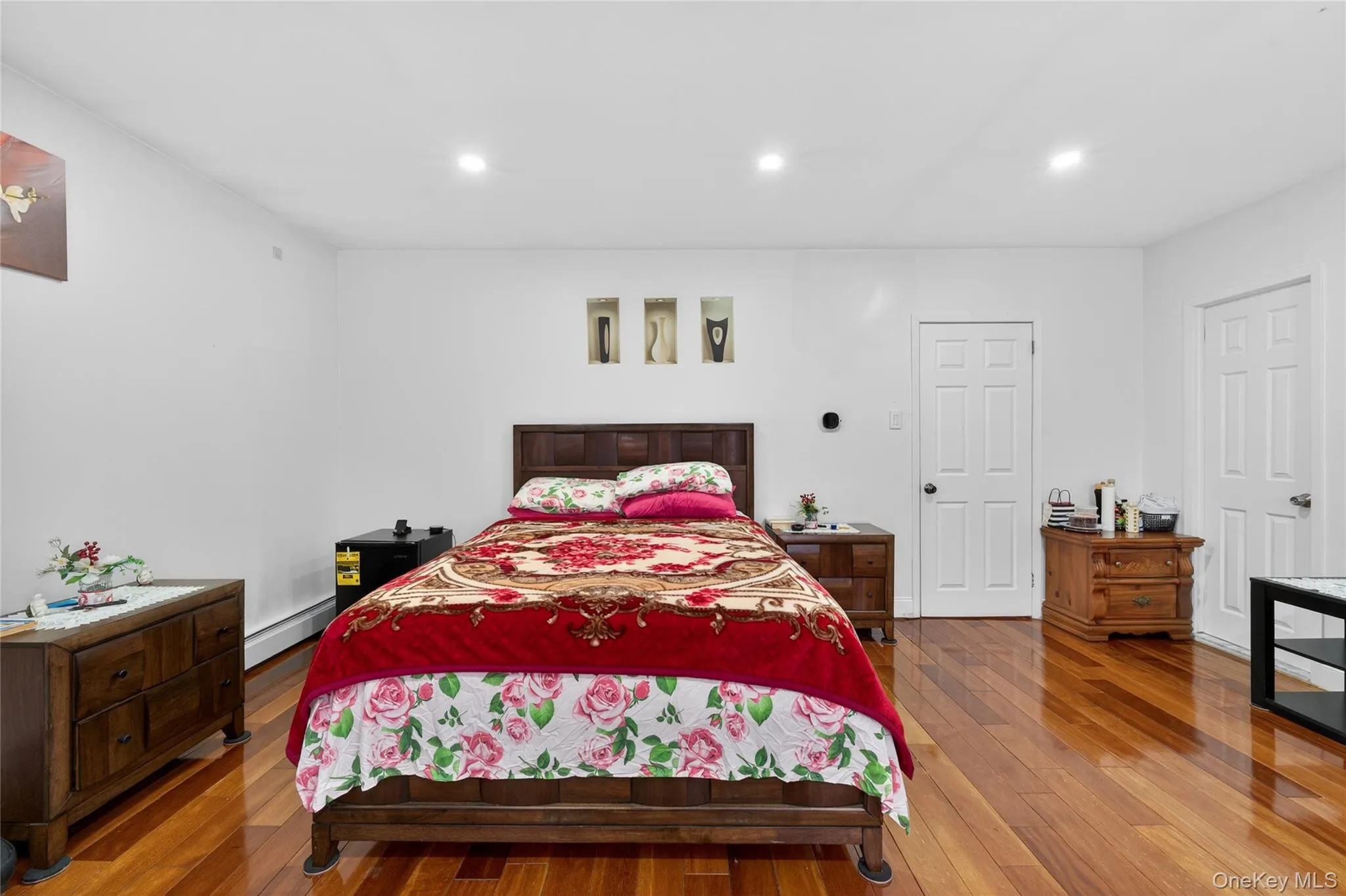 120-30 226th Street, New York, NY, 7 Bedrooms Bedrooms, 20 Rooms Rooms,4 BathroomsBathrooms,Residential,For Rent,226th,0,971275 120-30 226th Street, New York, NY, 7 Bedrooms Bedrooms, 20 Rooms Rooms,4 BathroomsBathrooms,Residential,For Rent,226th,0,971275