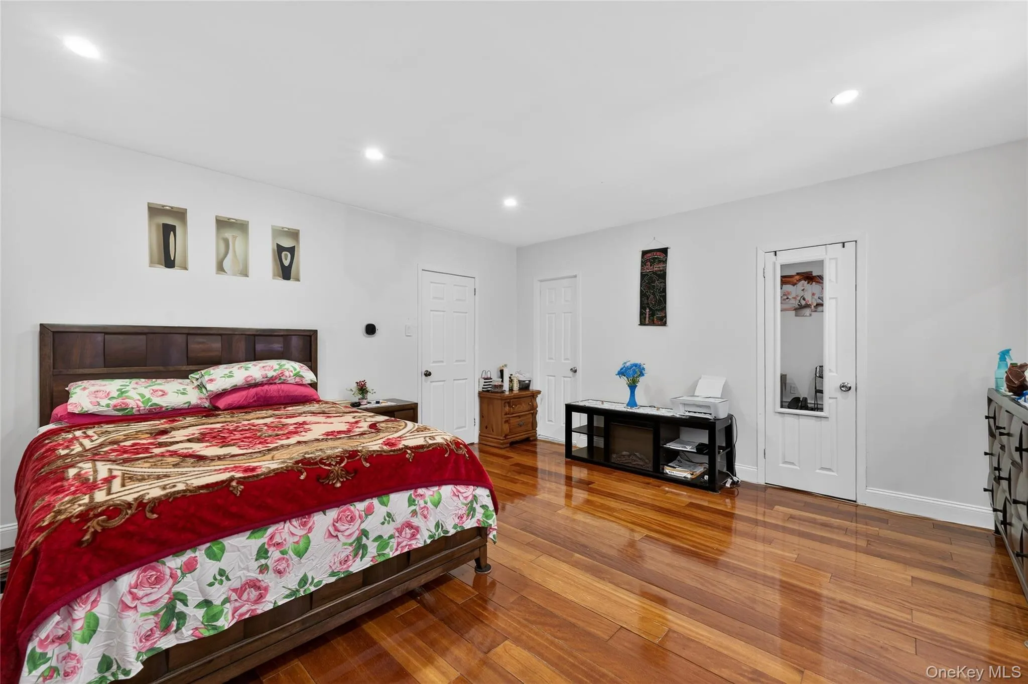120-30 226th Street, New York, NY, 7 Bedrooms Bedrooms, 20 Rooms Rooms,4 BathroomsBathrooms,Residential,For Rent,226th,0,971275 120-30 226th Street, New York, NY, 7 Bedrooms Bedrooms, 20 Rooms Rooms,4 BathroomsBathrooms,Residential,For Rent,226th,0,971275