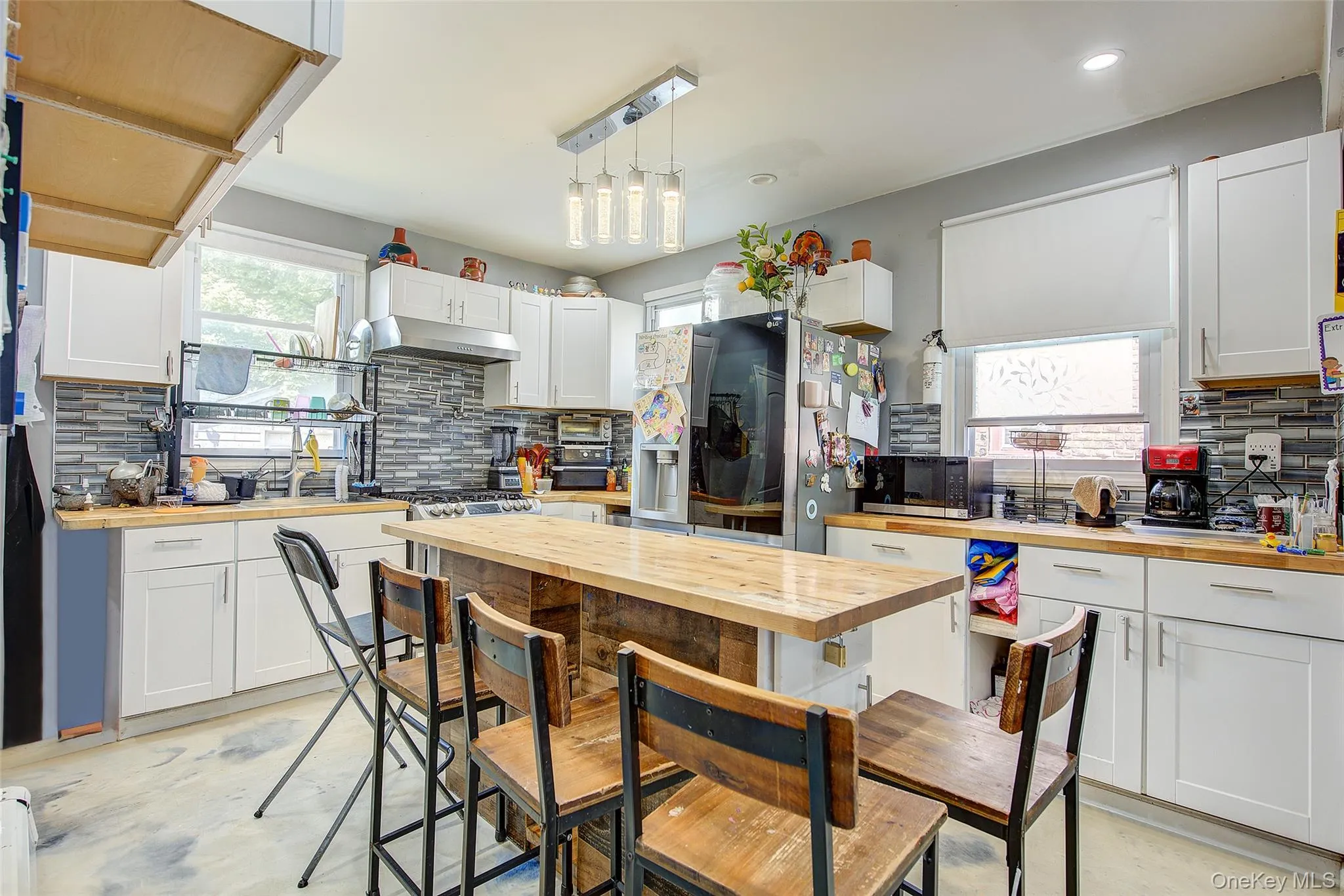 216-07 110th Avenue, New York, NY, 5 Bedrooms Bedrooms, 8 Rooms Rooms,3 BathroomsBathrooms,Residential,For Rent,110th,0,971276 216-07 110th Avenue, New York, NY, 5 Bedrooms Bedrooms, 8 Rooms Rooms,3 BathroomsBathrooms,Residential,For Rent,110th,0,971276