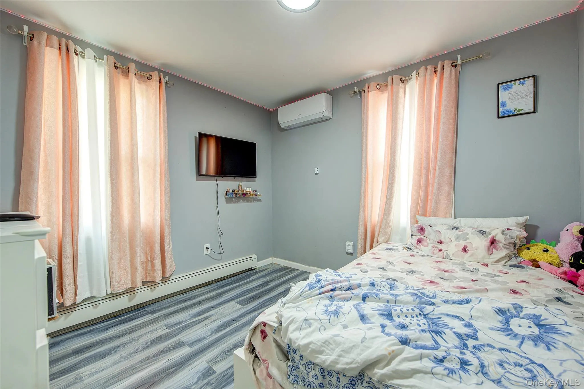 216-07 110th Avenue, New York, NY, 5 Bedrooms Bedrooms, 8 Rooms Rooms,3 BathroomsBathrooms,Residential,For Rent,110th,0,971276 216-07 110th Avenue, New York, NY, 5 Bedrooms Bedrooms, 8 Rooms Rooms,3 BathroomsBathrooms,Residential,For Rent,110th,0,971276