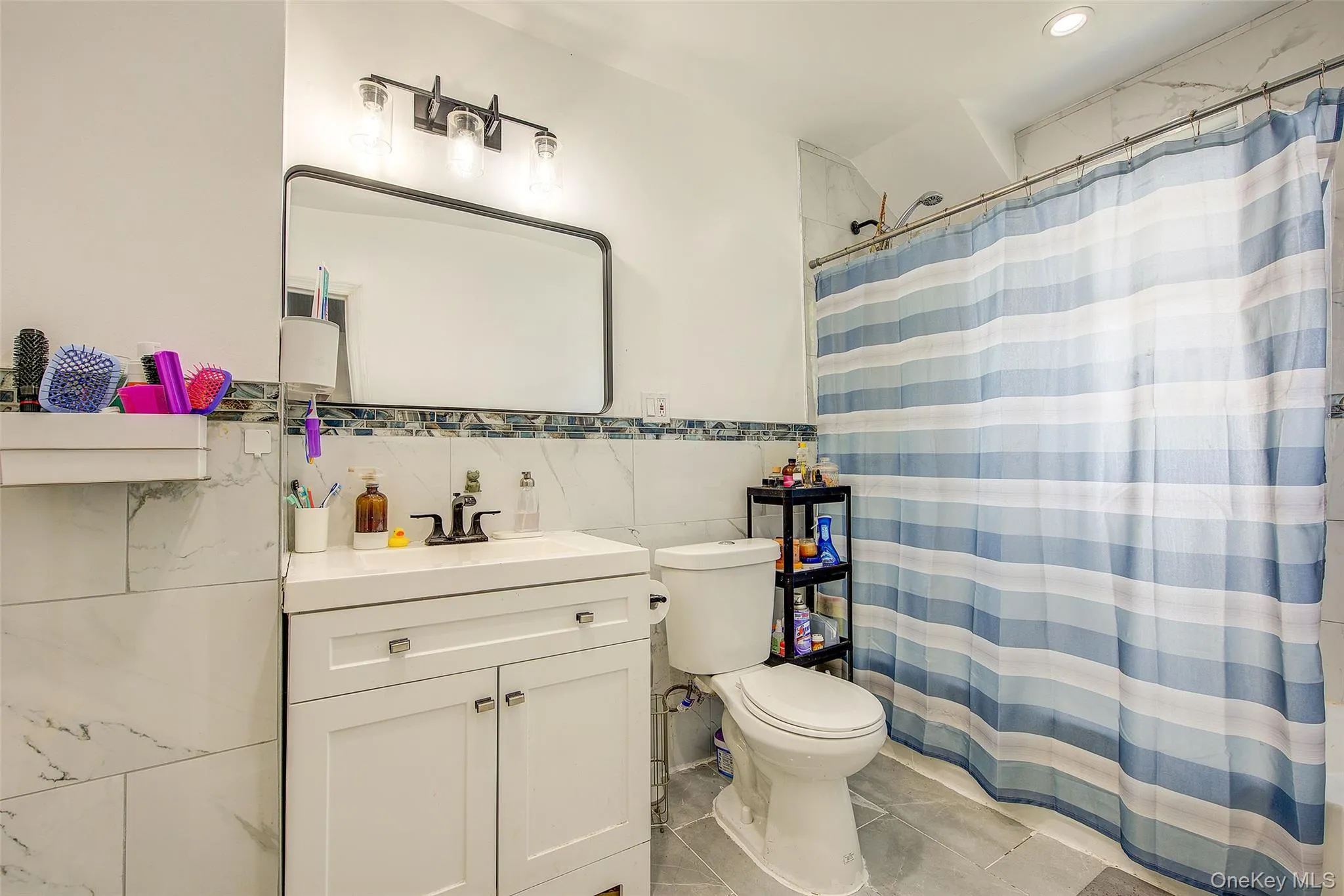 216-07 110th Avenue, New York, NY, 5 Bedrooms Bedrooms, 8 Rooms Rooms,3 BathroomsBathrooms,Residential,For Rent,110th,0,971276 216-07 110th Avenue, New York, NY, 5 Bedrooms Bedrooms, 8 Rooms Rooms,3 BathroomsBathrooms,Residential,For Rent,110th,0,971276