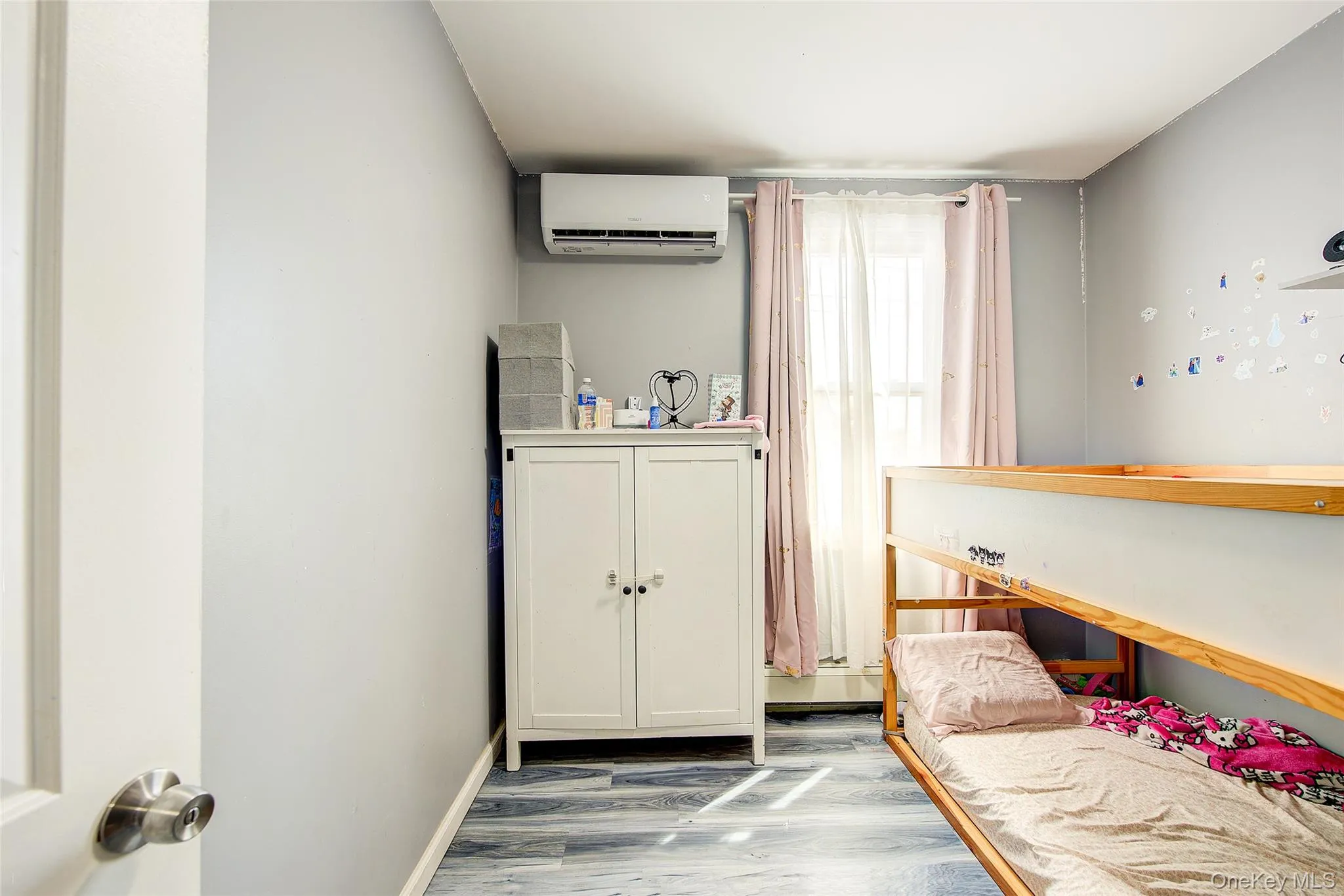 216-07 110th Avenue, New York, NY, 5 Bedrooms Bedrooms, 8 Rooms Rooms,3 BathroomsBathrooms,Residential,For Rent,110th,0,971276 216-07 110th Avenue, New York, NY, 5 Bedrooms Bedrooms, 8 Rooms Rooms,3 BathroomsBathrooms,Residential,For Rent,110th,0,971276