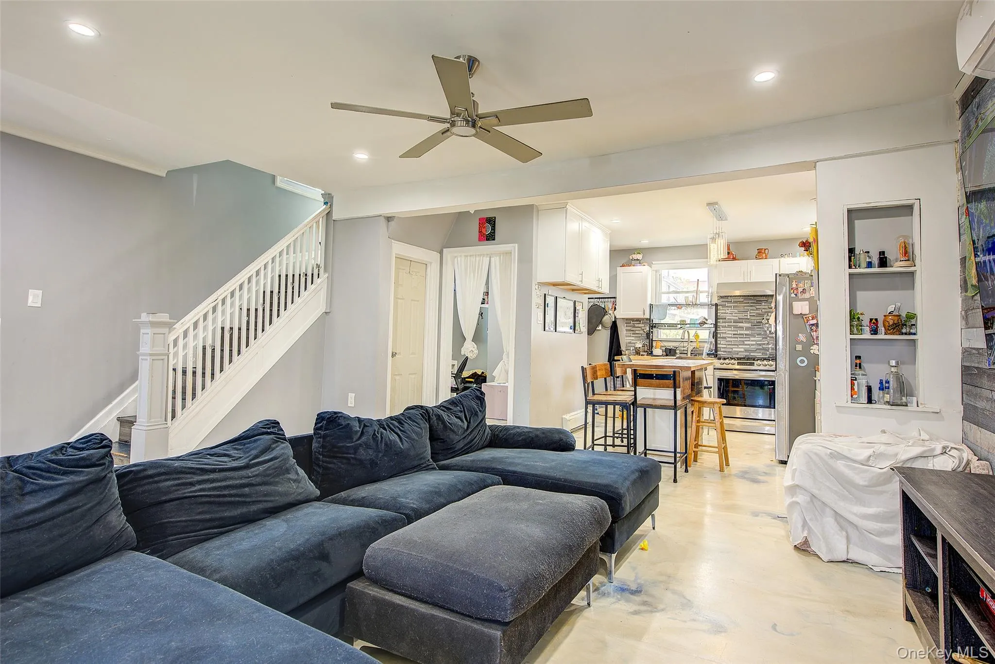 216-07 110th Avenue, New York, NY, 5 Bedrooms Bedrooms, 8 Rooms Rooms,3 BathroomsBathrooms,Residential,For Rent,110th,0,971276 216-07 110th Avenue, New York, NY, 5 Bedrooms Bedrooms, 8 Rooms Rooms,3 BathroomsBathrooms,Residential,For Rent,110th,0,971276