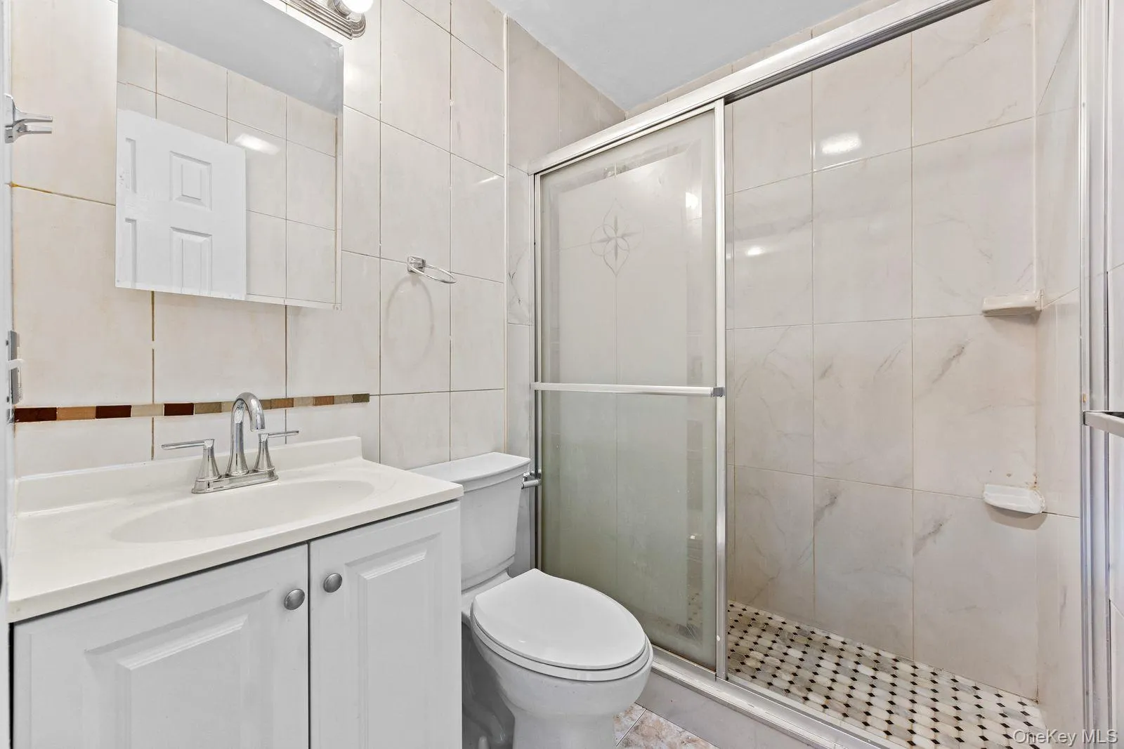 2220 Chatterton Avenue, New York, NY, 3 Bedrooms Bedrooms, 4 Rooms Rooms,2 BathroomsBathrooms,Residential Lease,For Rent,Chatterton,0,971300 2220 Chatterton Avenue, New York, NY, 3 Bedrooms Bedrooms, 4 Rooms Rooms,2 BathroomsBathrooms,Residential Lease,For Rent,Chatterton,0,971300