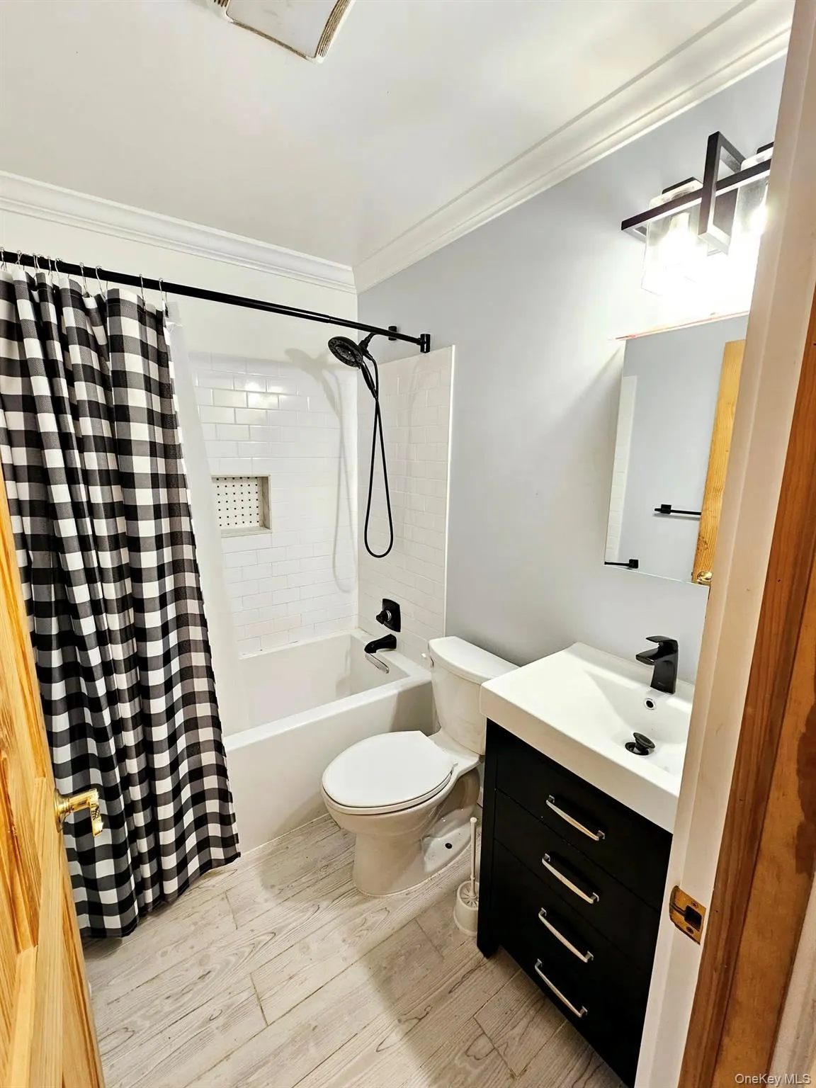 12 Nord Park Boulevard, Brookhaven, NY, 3 Bedrooms Bedrooms, 6 Rooms Rooms,1 BathroomBathrooms,Residential Lease,For Rent,Nord Park,0,971314 12 Nord Park Boulevard, Brookhaven, NY, 3 Bedrooms Bedrooms, 6 Rooms Rooms,1 BathroomBathrooms,Residential Lease,For Rent,Nord Park,0,971314