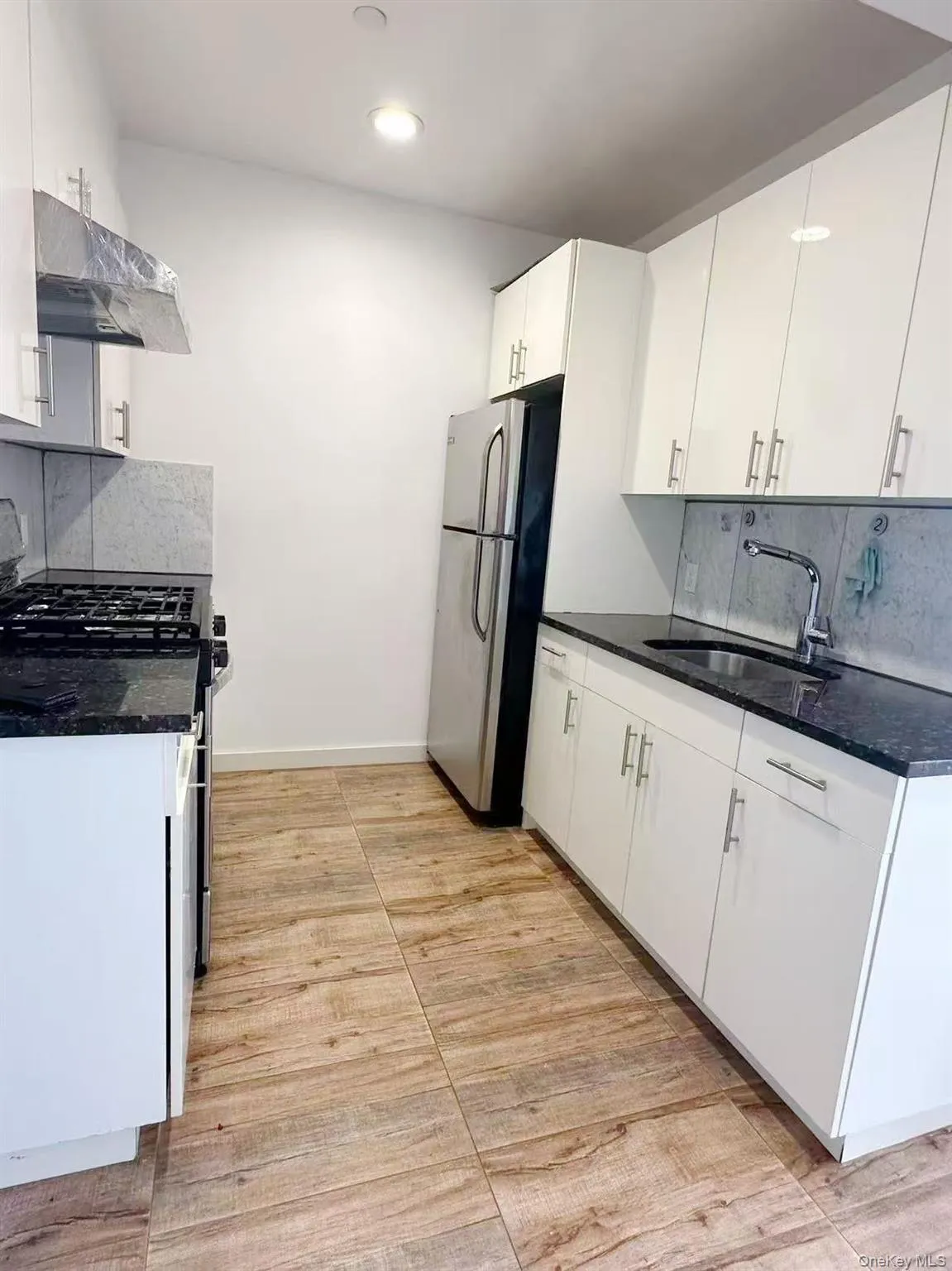 818 60th Street, New York, NY, 2 Bedrooms Bedrooms, 4 Rooms Rooms,1 BathroomBathrooms,Residential,For Rent,60th,0,971316 818 60th Street, New York, NY, 2 Bedrooms Bedrooms, 4 Rooms Rooms,1 BathroomBathrooms,Residential,For Rent,60th,0,971316