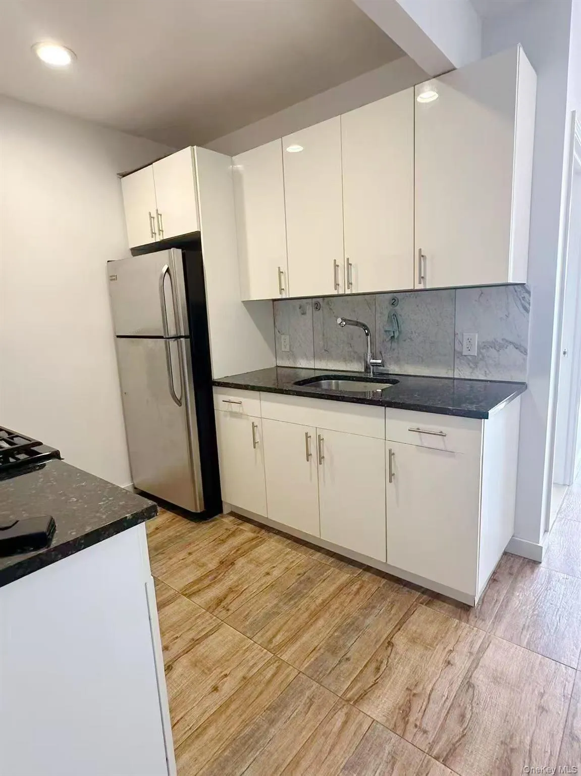 818 60th Street, New York, NY, 2 Bedrooms Bedrooms, 4 Rooms Rooms,1 BathroomBathrooms,Residential,For Rent,60th,0,971316 818 60th Street, New York, NY, 2 Bedrooms Bedrooms, 4 Rooms Rooms,1 BathroomBathrooms,Residential,For Rent,60th,0,971316
