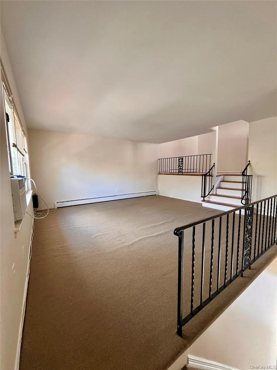 34-16 Brookside Street, New York, NY, 2 Bedrooms Bedrooms, 6 Rooms Rooms,1 BathroomBathrooms,Residential Lease,For Rent,Brookside,0,971331 34-16 Brookside Street, New York, NY, 2 Bedrooms Bedrooms, 6 Rooms Rooms,1 BathroomBathrooms,Residential Lease,For Rent,Brookside,0,971331
