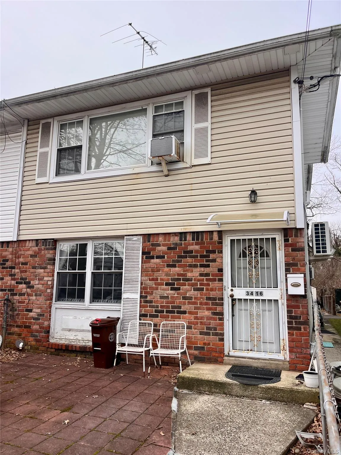 34-16 Brookside Street, New York, NY, 2 Bedrooms Bedrooms, 6 Rooms Rooms,1 BathroomBathrooms,Residential Lease,For Rent,Brookside,0,971331 34-16 Brookside Street, New York, NY, 2 Bedrooms Bedrooms, 6 Rooms Rooms,1 BathroomBathrooms,Residential Lease,For Rent,Brookside,0,971331