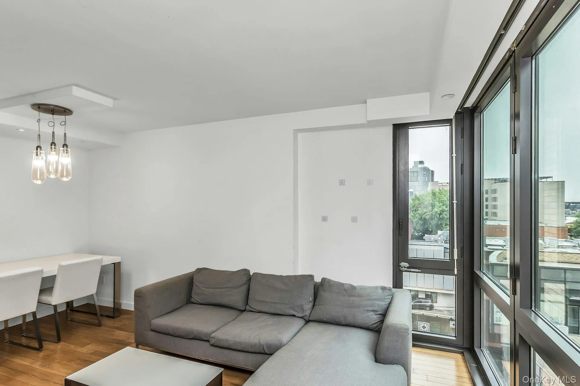 39-16 Prince Street, New York, NY, 1 Bedroom Bedrooms, 3 Rooms Rooms,1 BathroomBathrooms,Residential,For Rent,Prince,0,971335 39-16 Prince Street, New York, NY, 1 Bedroom Bedrooms, 3 Rooms Rooms,1 BathroomBathrooms,Residential,For Rent,Prince,0,971335