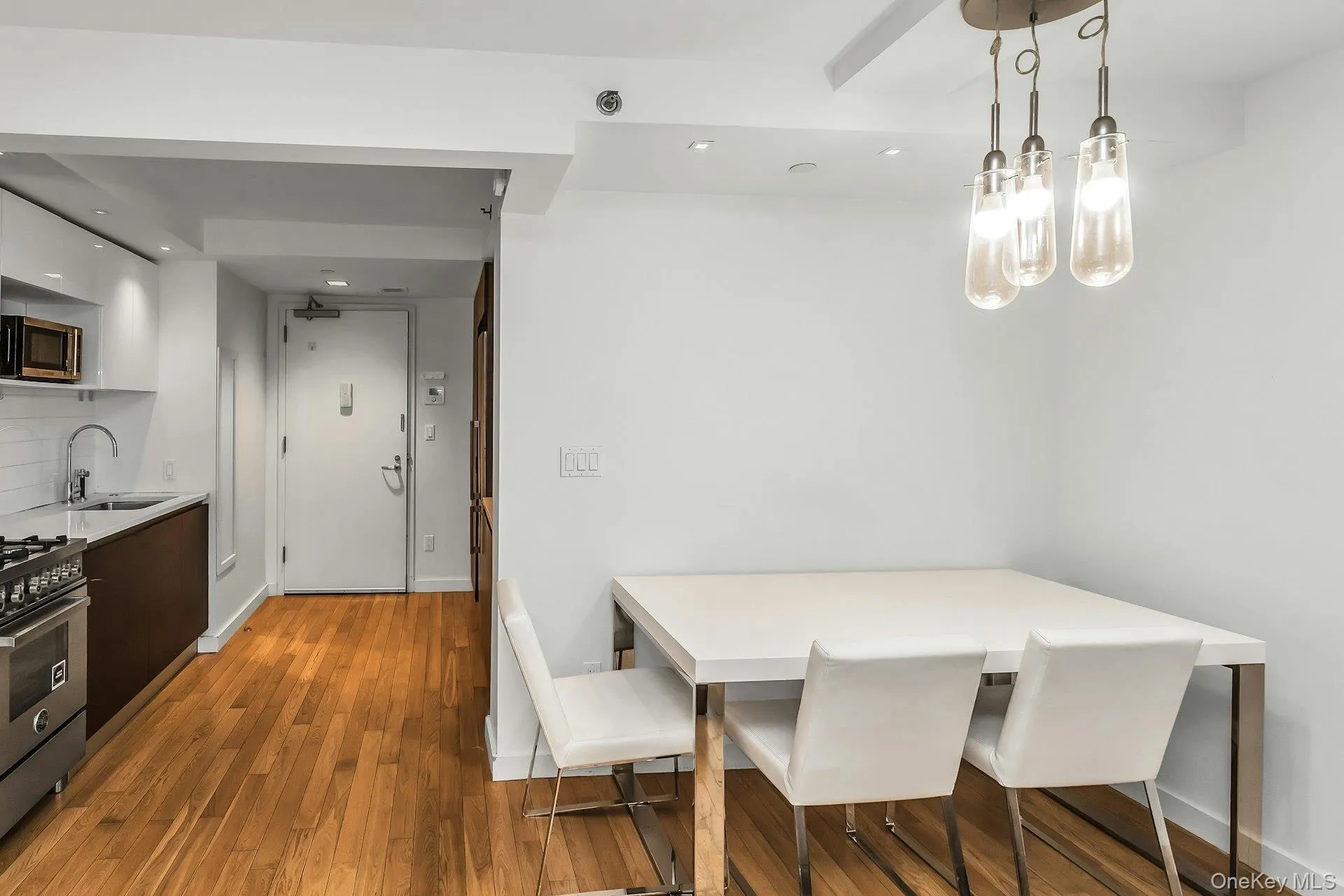 39-16 Prince Street, New York, NY, 1 Bedroom Bedrooms, 3 Rooms Rooms,1 BathroomBathrooms,Residential,For Rent,Prince,0,971335 39-16 Prince Street, New York, NY, 1 Bedroom Bedrooms, 3 Rooms Rooms,1 BathroomBathrooms,Residential,For Rent,Prince,0,971335
