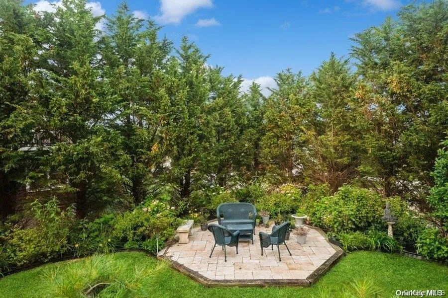 13 Seatuck Lane, Southampton, NY, 3 Bedrooms Bedrooms, 9 Rooms Rooms,4 BathroomsBathrooms,Residential Lease,For Rent,Seatuck,0,971351 13 Seatuck Lane, Southampton, NY, 3 Bedrooms Bedrooms, 9 Rooms Rooms,4 BathroomsBathrooms,Residential Lease,For Rent,Seatuck,0,971351