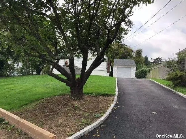 9 North Street, Oyster Bay, NY, 2 Bedrooms Bedrooms, 5 Rooms Rooms,1 BathroomBathrooms,Residential Lease,For Rent,North,0,971353 9 North Street, Oyster Bay, NY, 2 Bedrooms Bedrooms, 5 Rooms Rooms,1 BathroomBathrooms,Residential Lease,For Rent,North,0,971353