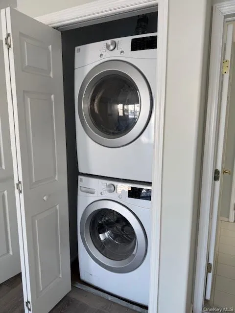 162 Sea Grass Lane, New York, NY, 1 Bedroom Bedrooms, 3 Rooms Rooms,1 BathroomBathrooms,Residential Lease,For Rent,Sea Grass,0,971362 162 Sea Grass Lane, New York, NY, 1 Bedroom Bedrooms, 3 Rooms Rooms,1 BathroomBathrooms,Residential Lease,For Rent,Sea Grass,0,971362