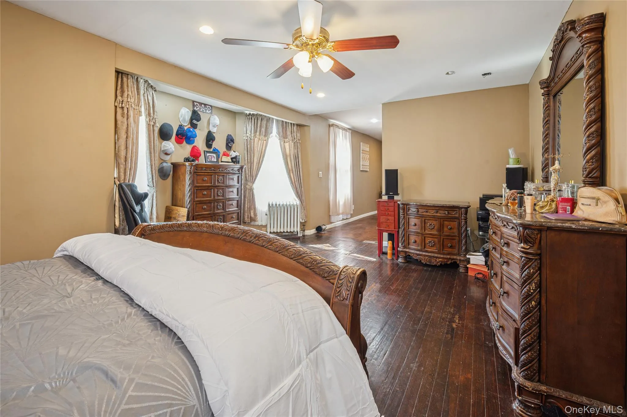7 The Court, New Rochelle, NY, 6 Bedrooms Bedrooms, 18 Rooms Rooms,5 BathroomsBathrooms,Residential,For Rent,The,0,971364 7 The Court, New Rochelle, NY, 6 Bedrooms Bedrooms, 18 Rooms Rooms,5 BathroomsBathrooms,Residential,For Rent,The,0,971364