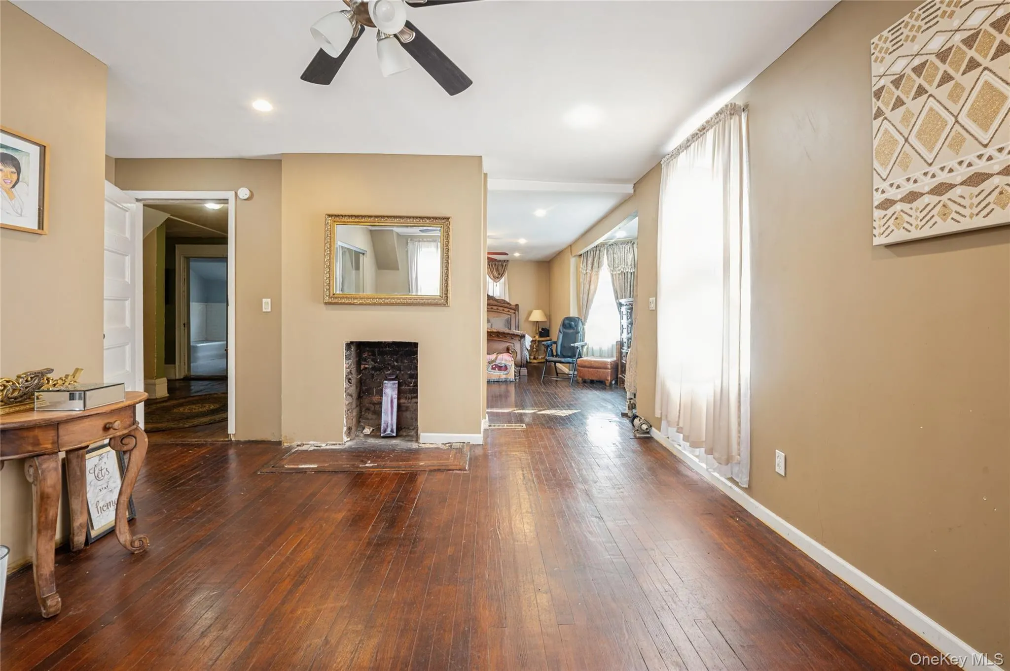 7 The Court, New Rochelle, NY, 6 Bedrooms Bedrooms, 18 Rooms Rooms,5 BathroomsBathrooms,Residential,For Rent,The,0,971364 7 The Court, New Rochelle, NY, 6 Bedrooms Bedrooms, 18 Rooms Rooms,5 BathroomsBathrooms,Residential,For Rent,The,0,971364